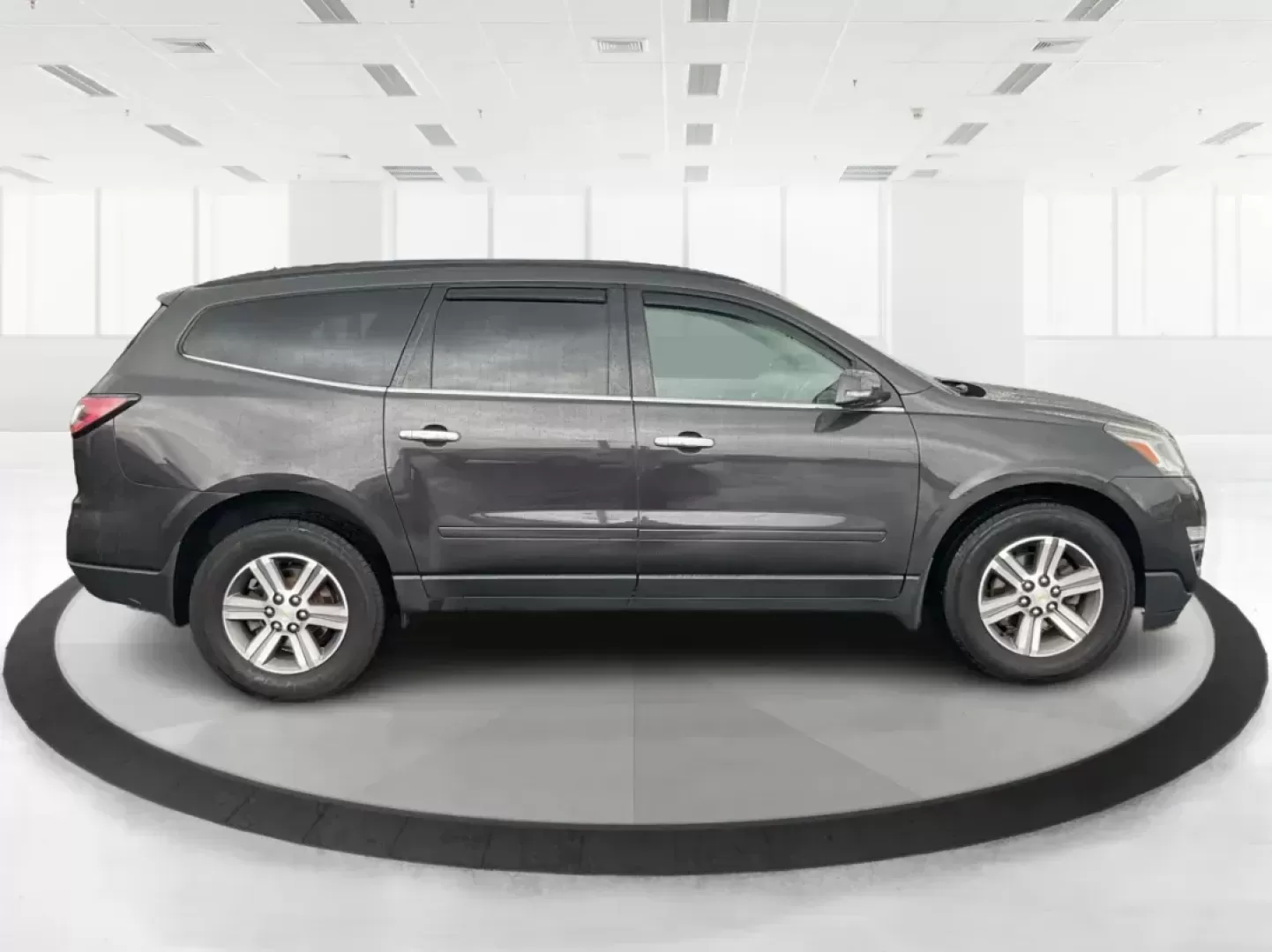2017 Chevrolet Traverse 1LT (1GNKVGKD0HJ) with an 3.6L V-6 gasoline direct injection engine, located at 1099 N County Rd 25A, Troy, OH, 45373, (937) 908-9800, 40.057079, -84.212883 - Third Row - Photo#19