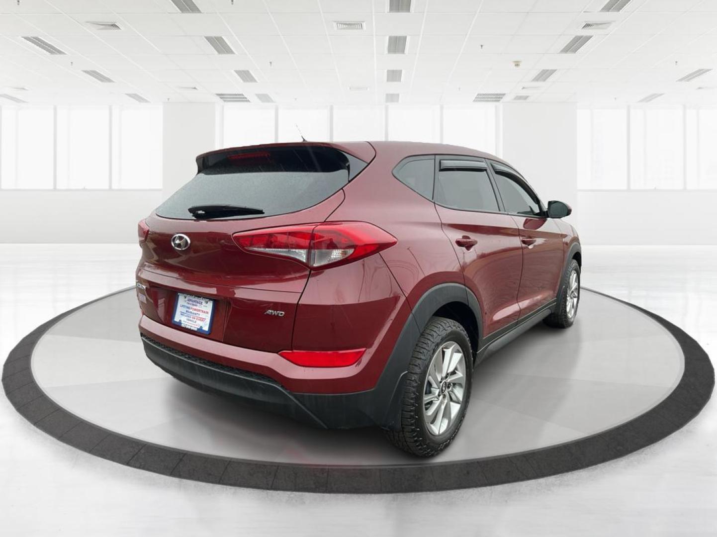 2018 Hyundai Tucson SE (KM8J2CA4XJU) with an Nu 2L I-4 gasoline direct injection engine, located at 1184 Kauffman Ave, Fairborn, OH, 45324, (937) 908-9800, 39.807072, -84.030914 - Photo#2