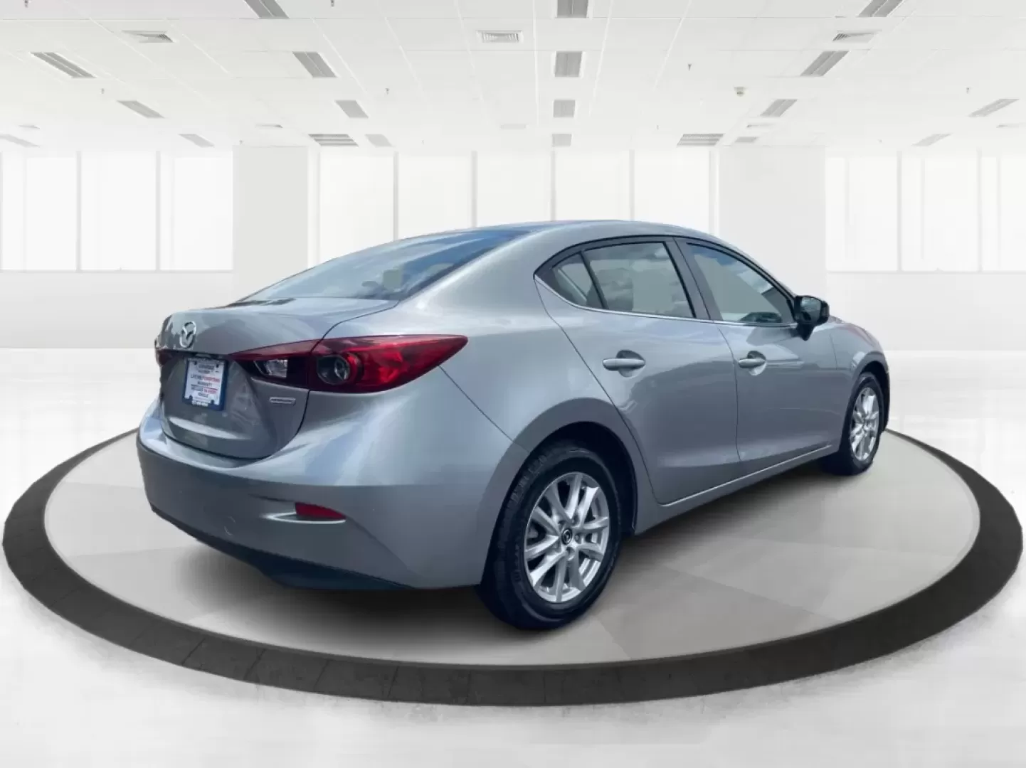 2016 Mazda Mazda3 i Sport (JM1BM1U73G1) with an SKYACTIV-G 2L I-4 gasoline direct injection engine, located at 1184 Kauffman Ave, Fairborn, OH, 45324, (937) 908-9800, 39.807072, -84.030914 - Experience a new level of driving with the 2016 Mazda3 i Sport, available now at Advantage Car and Credit in Fairborn, OH. This stylish sedan is more than just a mode of transportation; it's your perfect companion for everything from daily commutes to weekend road trips. With an impressive fuel-effi - Photo#1
