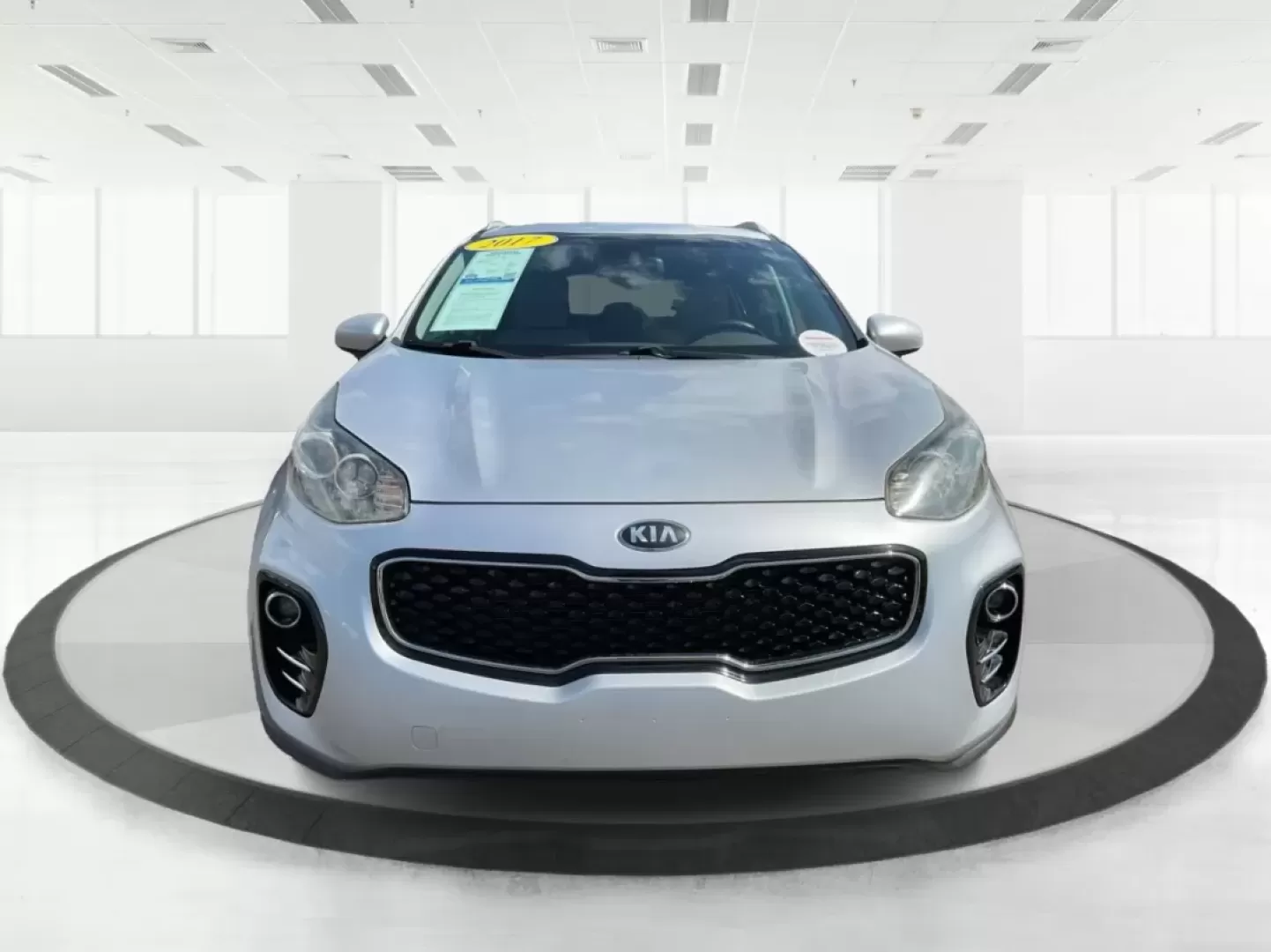 2017 Kia Sportage LX (KNDPMCAC2H7) with an Theta II 2.4L I-4 gasoline direct injection engine, located at 880 E. National Road, Vandalia, OH, 45377, (937) 908-9800, 39.891918, -84.183594 - Elevate your daily drive and weekend adventures with the versatile 2017 Kia Sportage LX, now available at Advantage Car and Credit in Fairborn, OH. If you're looking for a reliable and stylish crossover that seamlessly fits into your active lifestyle, this vehicle checks all the boxes. Whether you'r - Photo#7