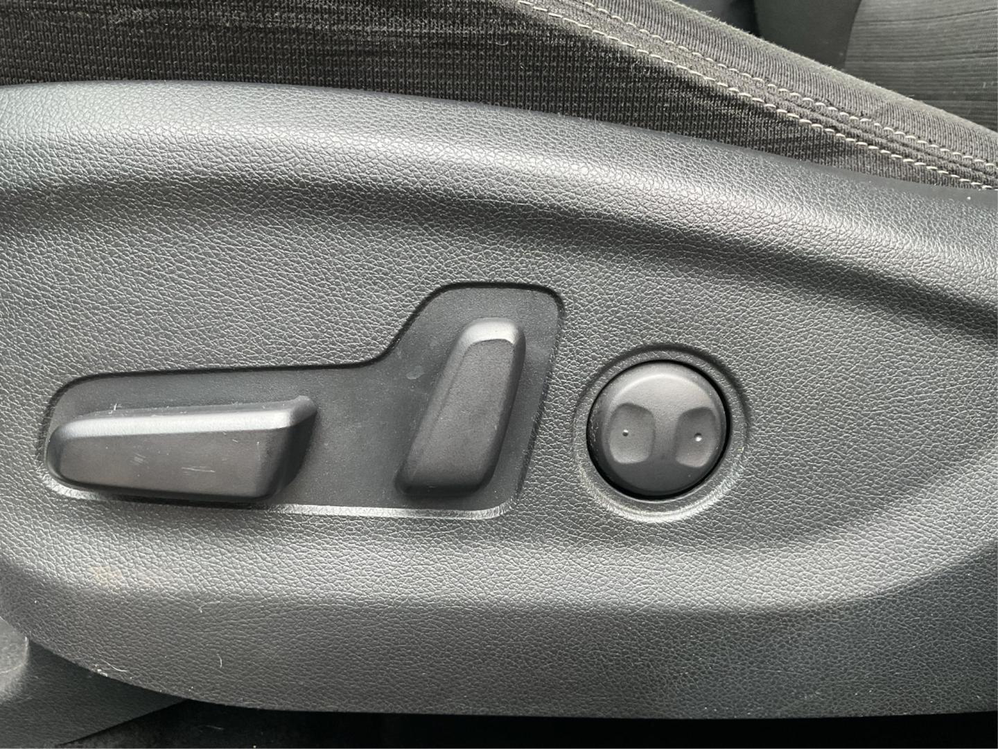 2019 Kia Sportage LX (KNDPMCAC2K7) with an Theta II 2.4L I-4 gasoline direct injection engine, located at 880 E. National Road, Vandalia, OH, 45377, (937) 908-9800, 39.891918, -84.183594 - Photo#17
