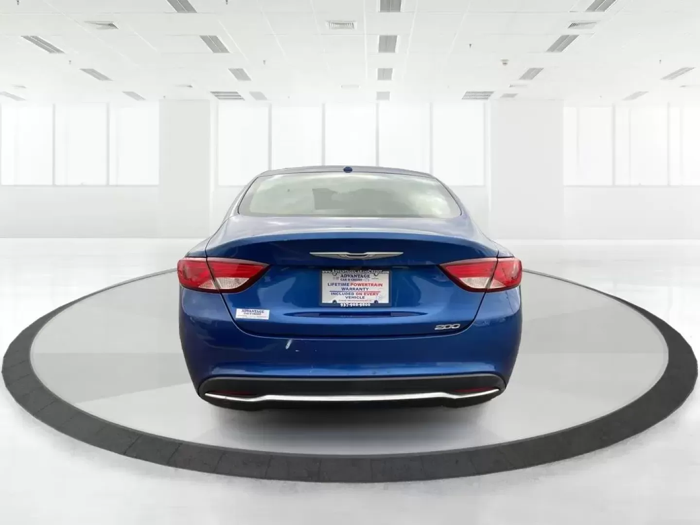 2015 Chrysler 200 Limited (1C3CCCAB9FN) with an 3.6L V-6 DOHC engine, located at 1951 S Dayton Lakeview Rd., New Carlisle, OH, 45344, (937) 908-9800, 39.890999, -84.050255 - Photo#3