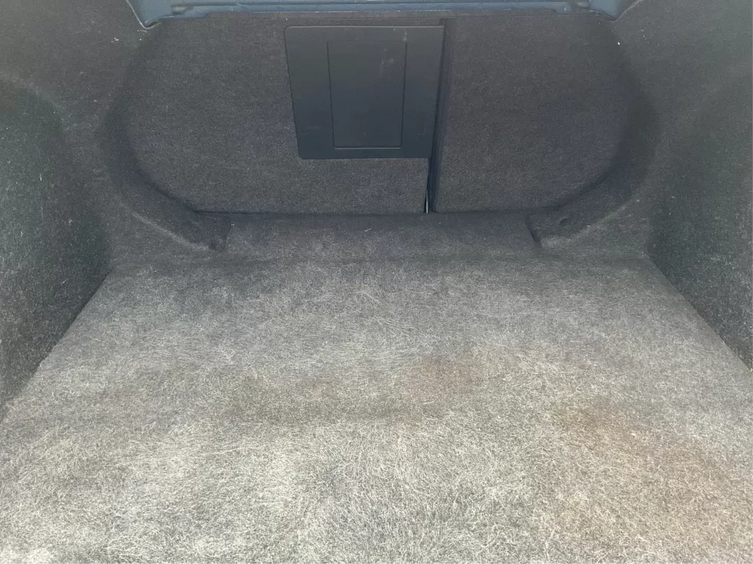2015 Chrysler 200 Limited (1C3CCCAB9FN) with an 3.6L V-6 DOHC engine, located at 1951 S Dayton Lakeview Rd., New Carlisle, OH, 45344, (937) 908-9800, 39.890999, -84.050255 - 2015 Chrysler 200 Limited - Photo#11