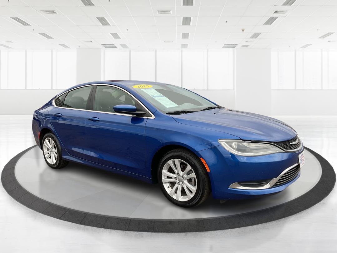 2015 Chrysler 200 Limited (1C3CCCAB9FN) with an 3.6L V-6 DOHC engine, located at 1184 Kauffman Ave, Fairborn, OH, 45324, (937) 908-9800, 39.807072, -84.030914 - Photo#0