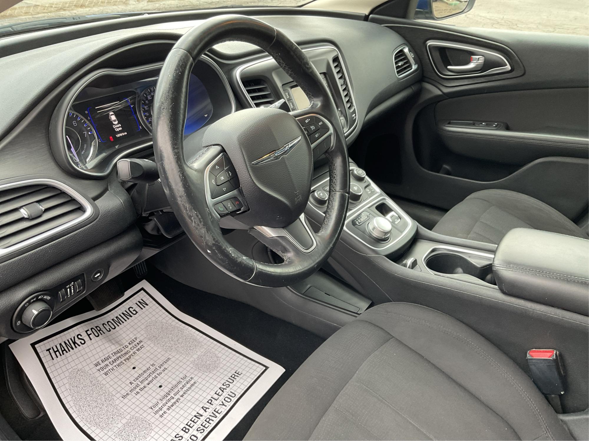 2015 Chrysler 200 Limited (1C3CCCAB9FN) with an 3.6L V-6 DOHC engine, located at 1184 Kauffman Ave, Fairborn, OH, 45324, (937) 908-9800, 39.807072, -84.030914 - Photo#8