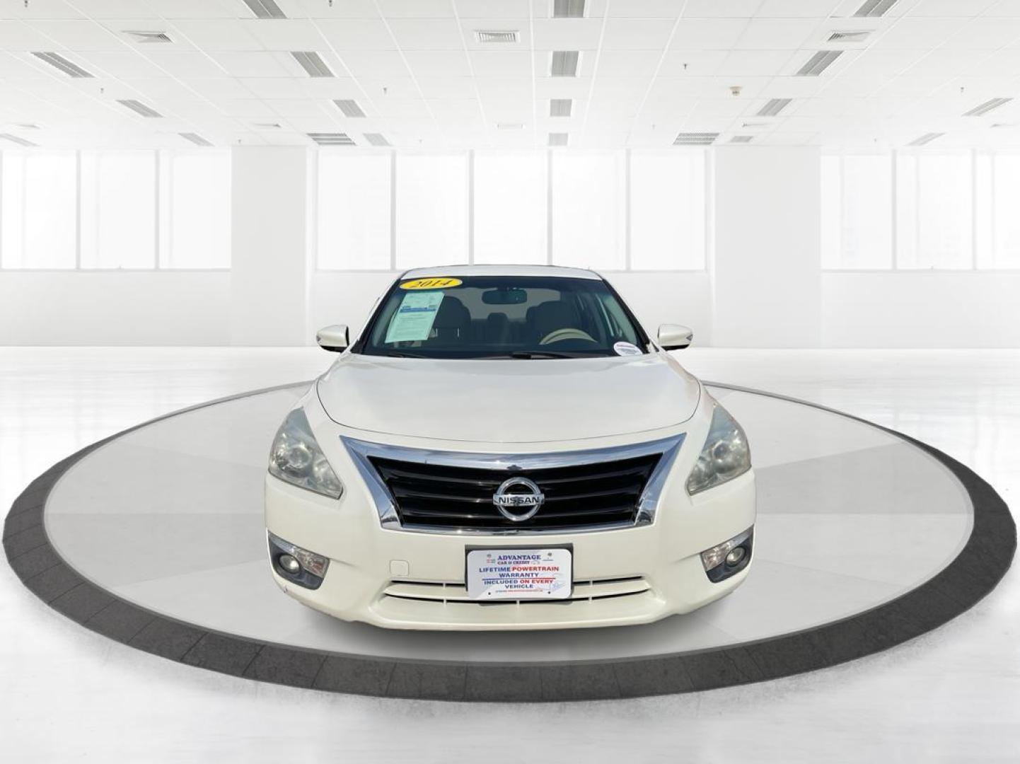 2014 Nissan Altima SL (1N4BL3AP1EC) with an Other engine, located at 4508 South Dixie Dr, Moraine, OH, 45439, (937) 908-9800, 39.689976, -84.218452 - 2014 Nissan Altima SL - Photo#6