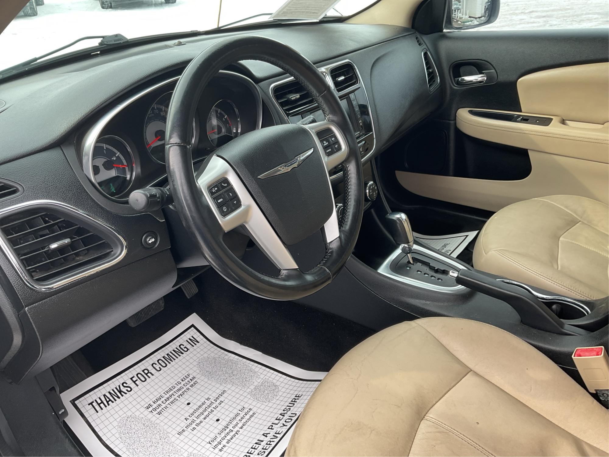 2012 Chrysler 200 Limited (1C3CCBCB9CN) with an Other engine, located at 8750 N County Rd 25A, Piqua, OH, 45356, (937) 908-9800, 40.164391, -84.232513 - Photo#8