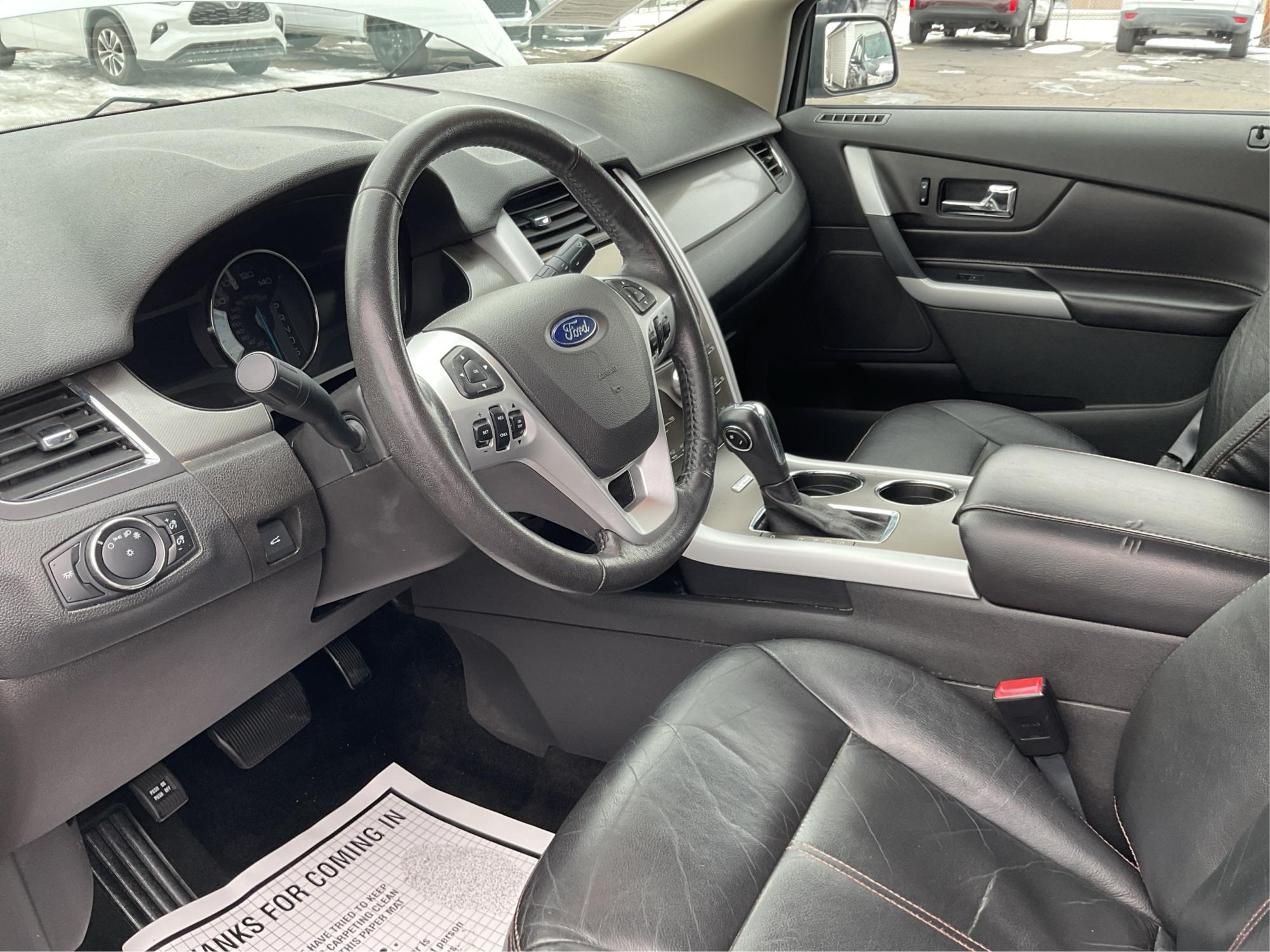 2014 Ford Edge SEL AWD (2FMDK4JC9EB) with an 3.5L V6 DOHC 24V engine, 6-Speed Automatic transmission, located at 1230 East Main St, Xenia, OH, 45385, (937) 908-9800, 39.688026, -83.910172 - 2014 Ford Edge SEL AWD - Photo#8