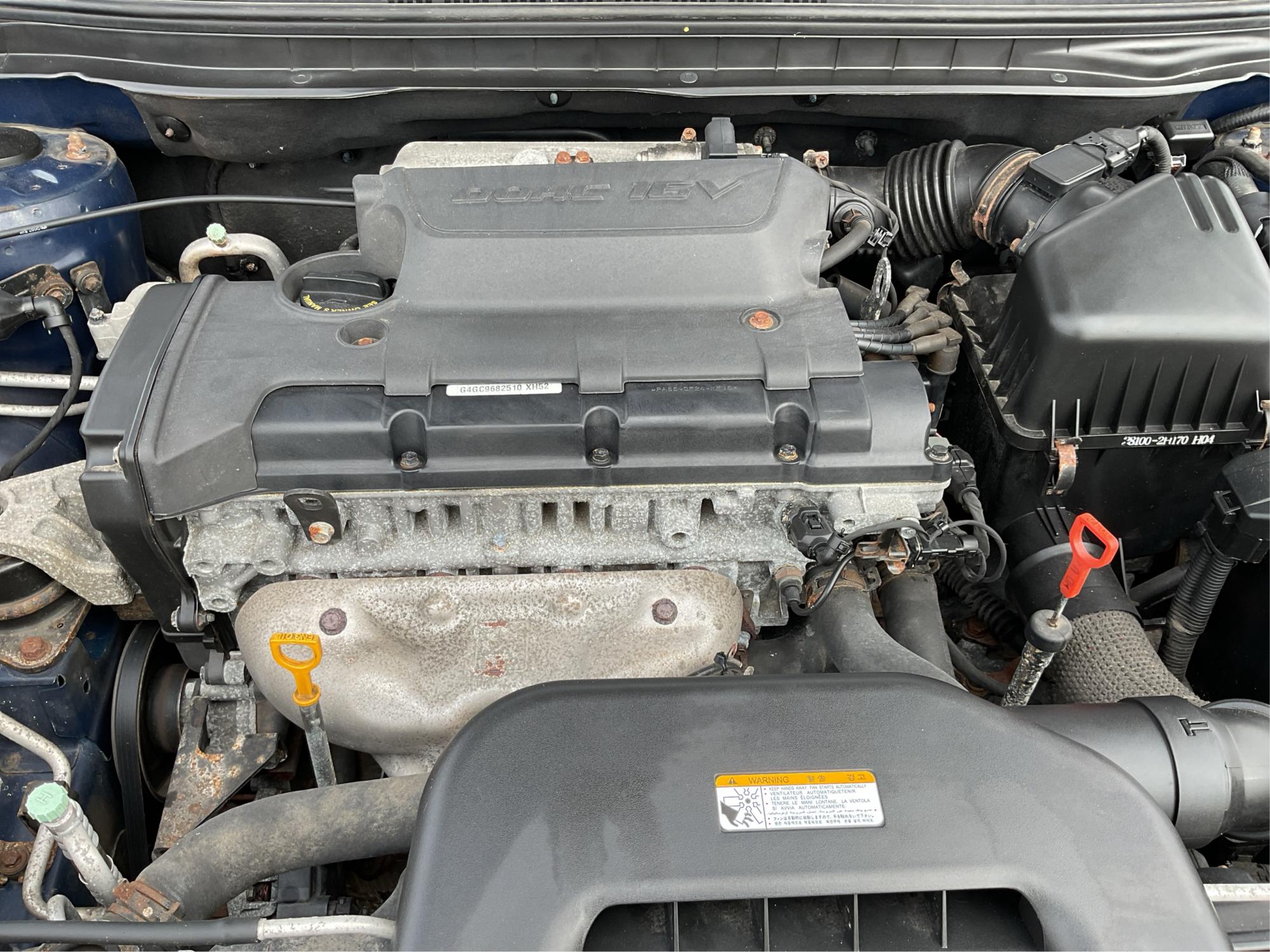 2010 Hyundai Elantra GLS (KMHDU4AD5AU) with an 2L I-4 DOHC engine, located at 1184 Kauffman Ave, Fairborn, OH, 45324, (937) 908-9800, 39.807072, -84.030914 - Photo#10