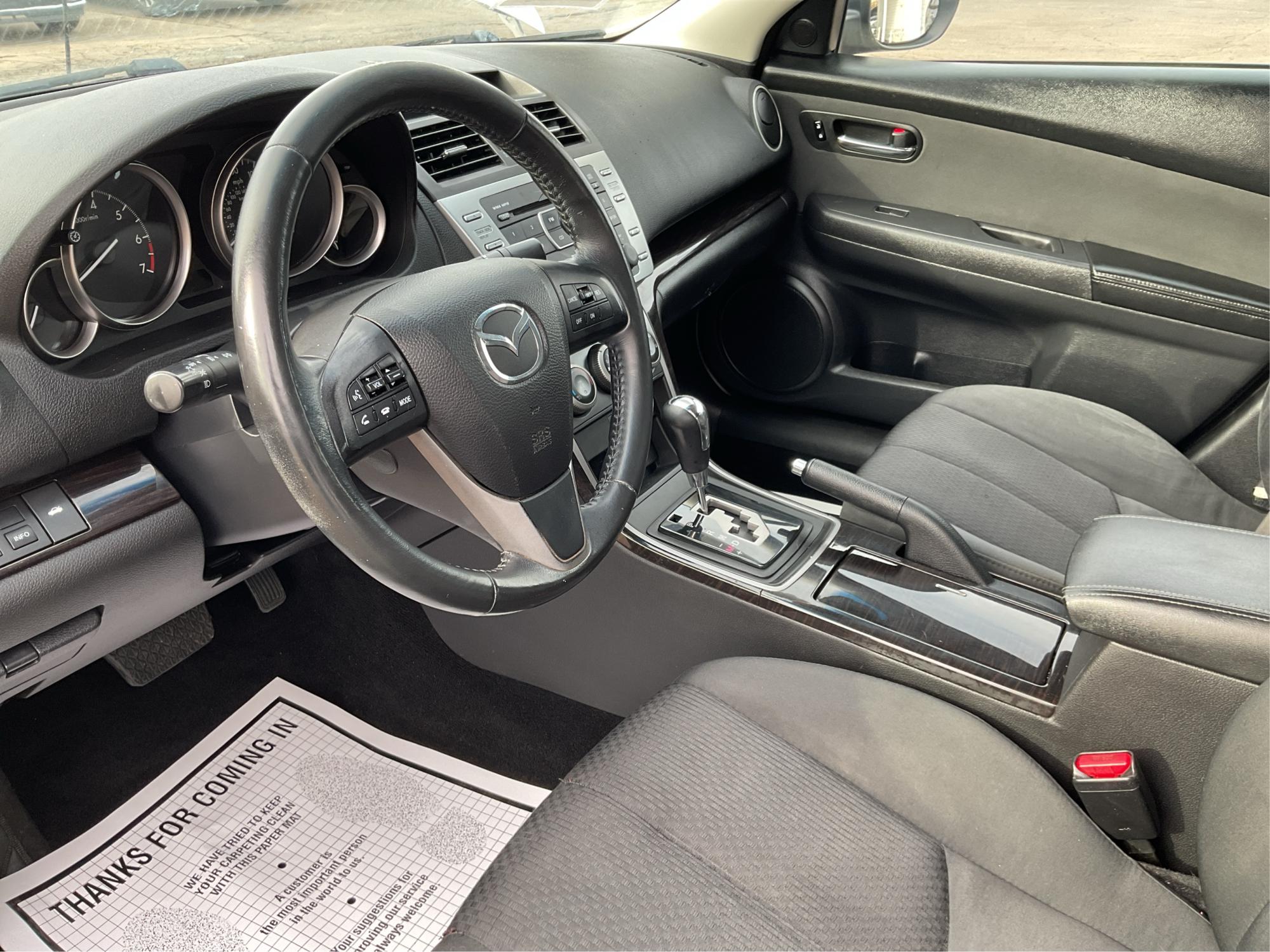 2013 Mazda Mazda6 i Touring (1YVHZ8DH7D5) with an 2.5L I-4 DOHC engine, located at 8750 N County Rd 25A, Piqua, OH, 45356, (937) 908-9800, 40.164391, -84.232513 - Photo#8