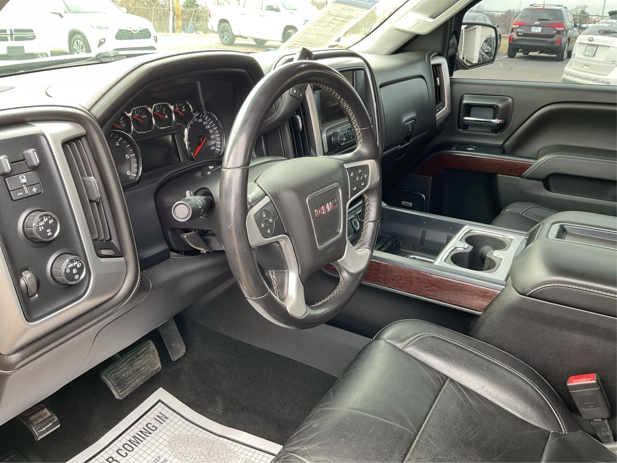 2014 GMC Sierra 1500 SLT (3GTU2VEC5EG) with an Vortec 6.2L V-8 gasoline direct injection engine, located at 1951 S Dayton Lakeview Rd., New Carlisle, OH, 45344, (937) 908-9800, 39.890999, -84.050255 - Photo#8