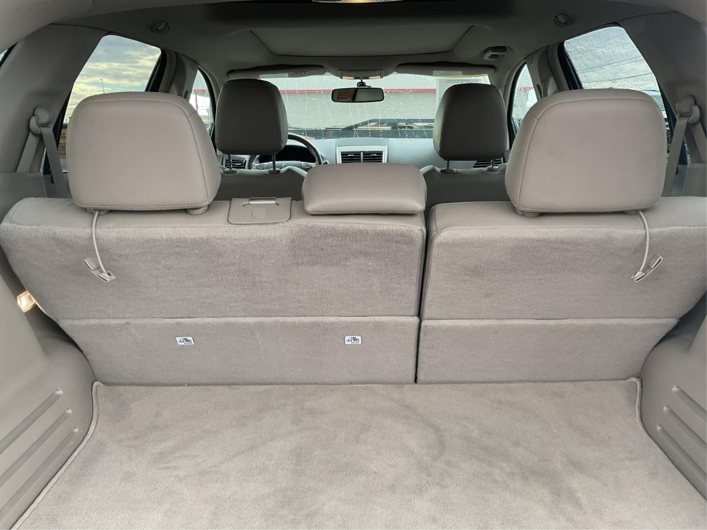2014 Lincoln MKX AWD (2LMDJ8JK4EB) with an Other engine, located at 1230 East Main St, Xenia, OH, 45385, (937) 908-9800, 39.688026, -83.910172 - Photo#11