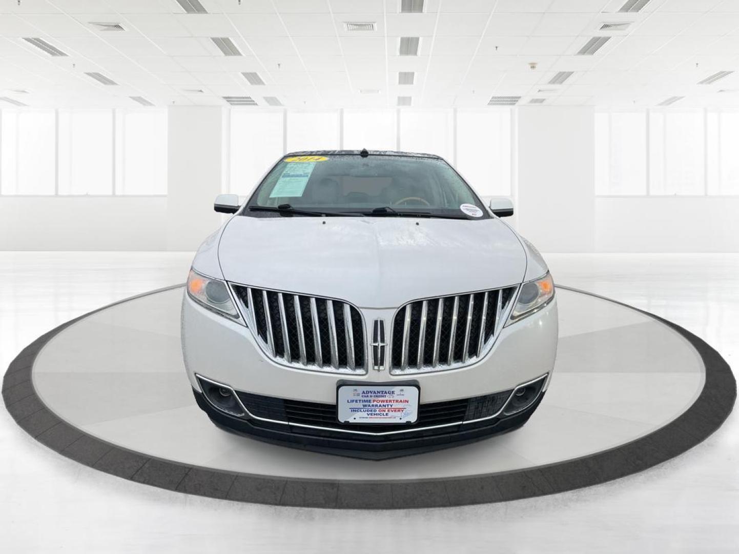2014 Lincoln MKX AWD (2LMDJ8JK4EB) with an Other engine, located at 1230 East Main St, Xenia, OH, 45385, (937) 908-9800, 39.688026, -83.910172 - Photo#6