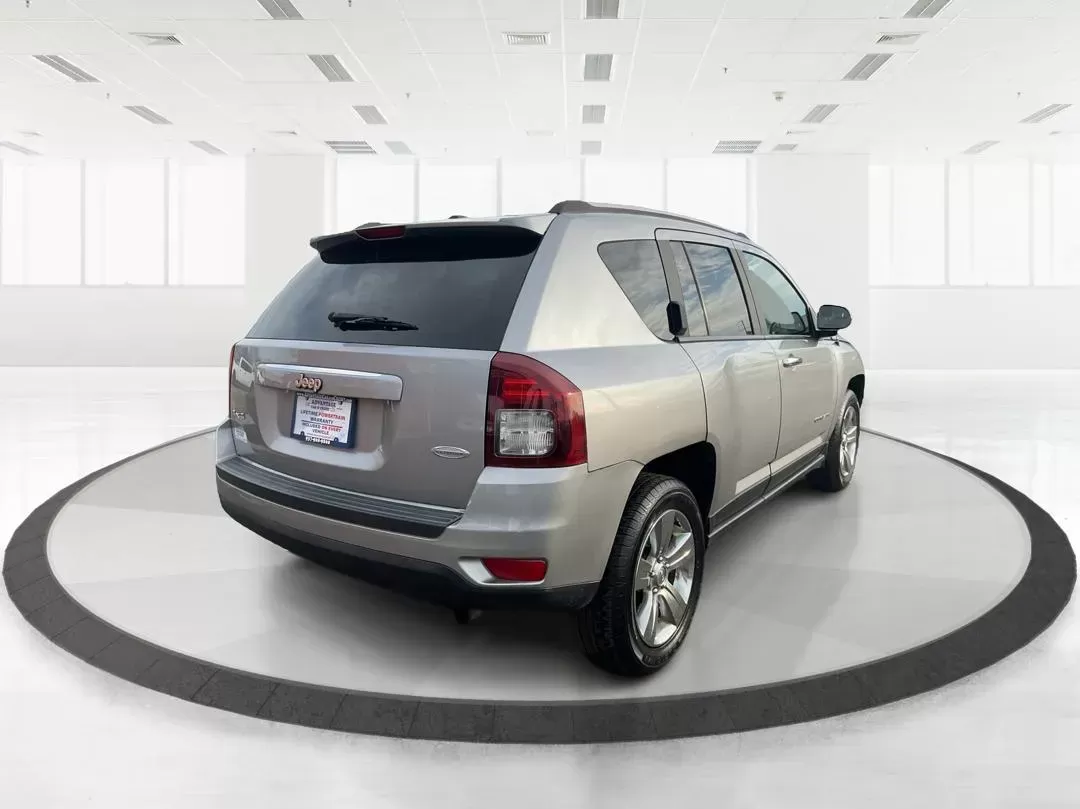 2017 Jeep Compass Latitude 4x4 (1C4NJDEB9HD) with an 2.4L I-4 DOHC engine, located at 4508 South Dixie Dr, Moraine, OH, 45439, (937) 908-9800, 39.689976, -84.218452 - 2017 Jeep Compass Latitude 4x4 - Photo#2