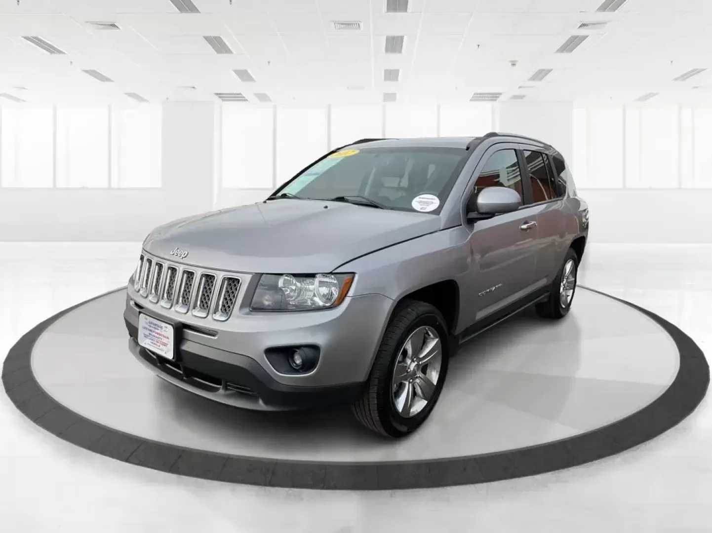 2017 Jeep Compass Latitude 4x4 (1C4NJDEB9HD) with an 2.4L I-4 DOHC engine, located at 4508 South Dixie Dr, Moraine, OH, 45439, (937) 908-9800, 39.689976, -84.218452 - 2017 Jeep Compass Latitude 4x4 - Photo#7
