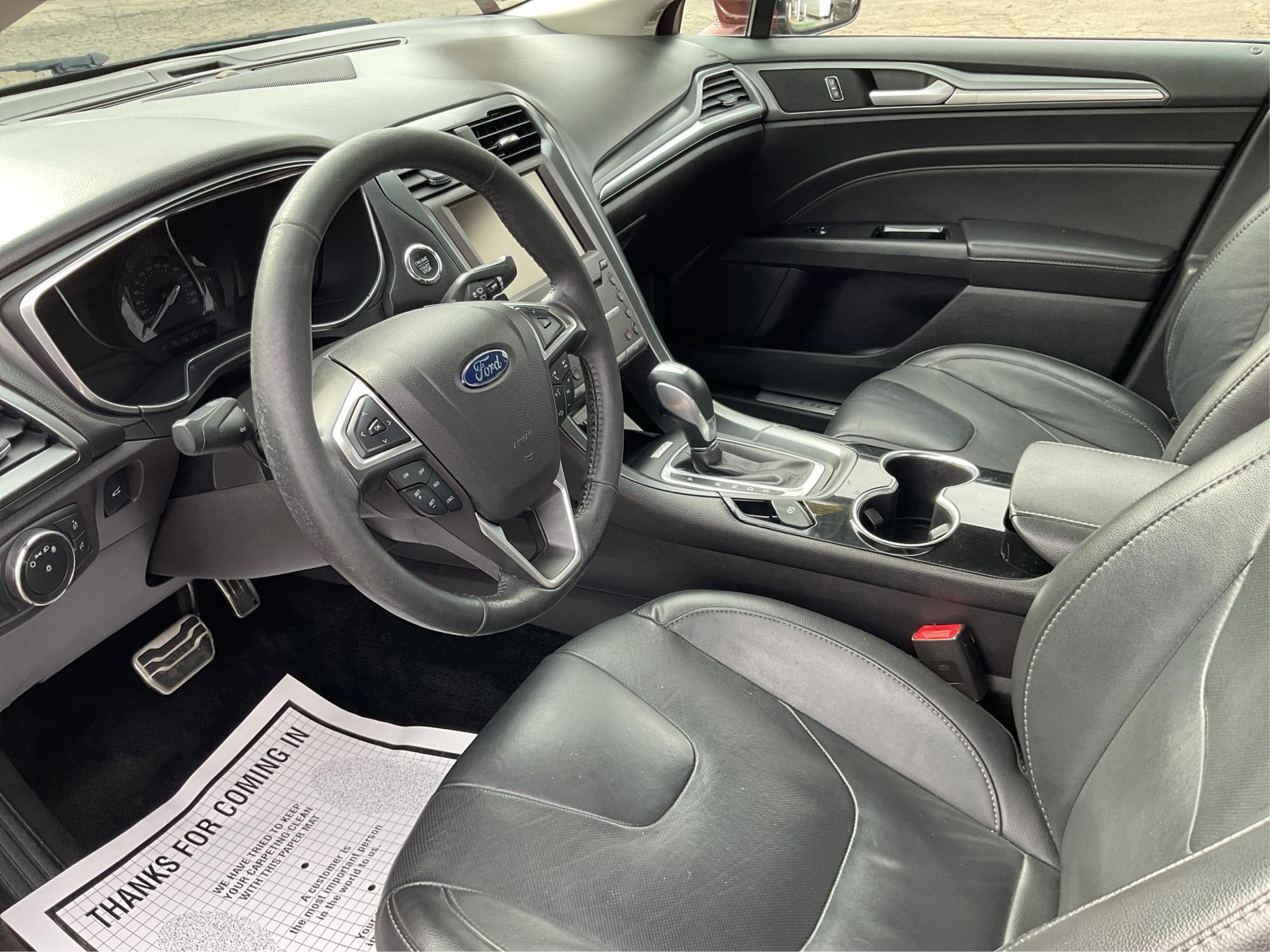 2016 Ford Fusion Titanium (3FA6P0K92GR) with an EcoBoost 2L I-4 gasoline direct injection engine, located at 4508 South Dixie Dr, Moraine, OH, 45439, (937) 908-9800, 39.689976, -84.218452 - Photo#8