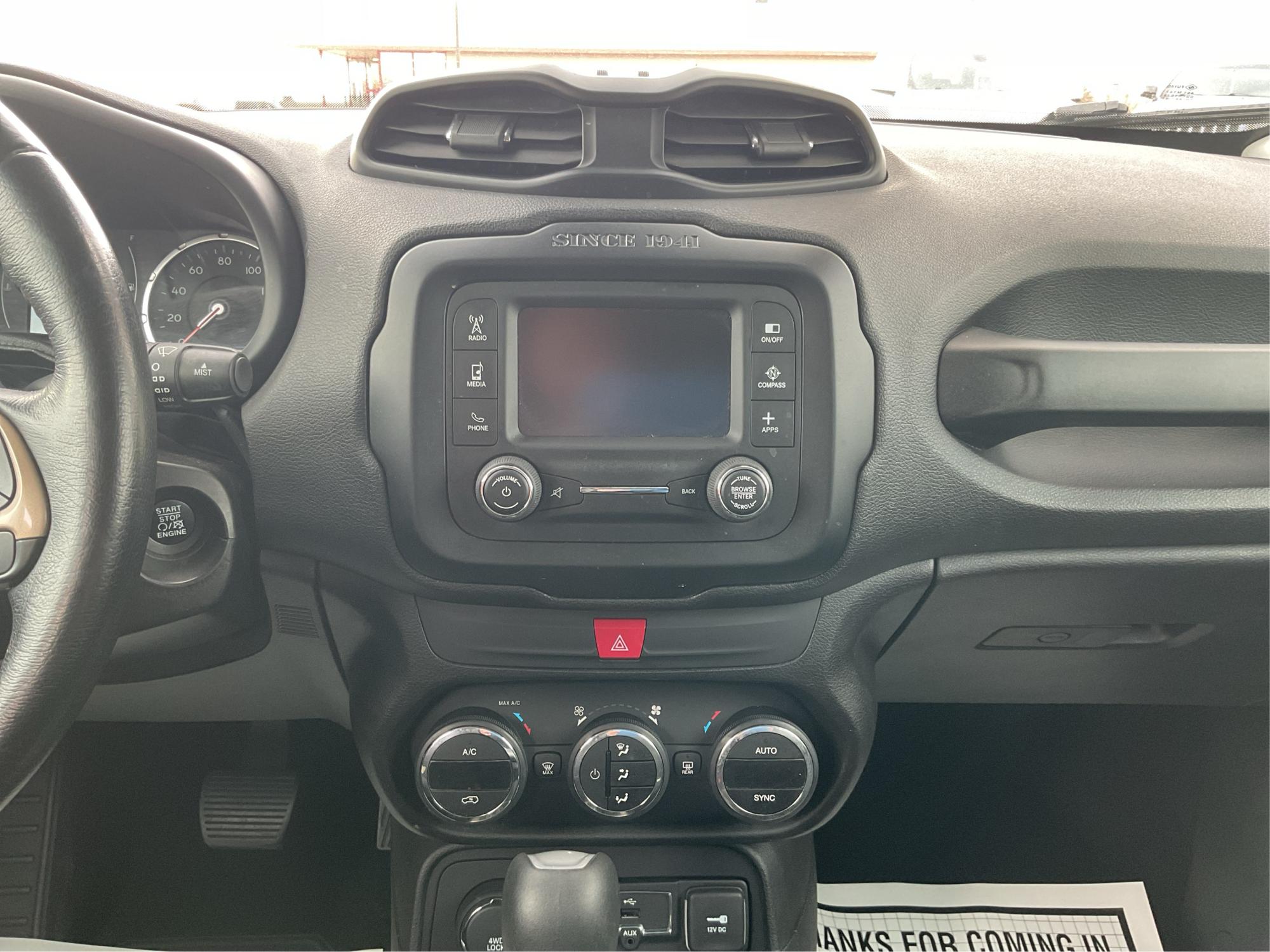 2017 Jeep Renegade Latitude 4x4 (ZACCJBBB3HP) with an MultiAir 1.4L I-4 variable valve control engine, located at 1184 Kauffman Ave, Fairborn, OH, 45324, (937) 908-9800, 39.807072, -84.030914 - 2017 Jeep Renegade Latitude 4x4 - Photo#11