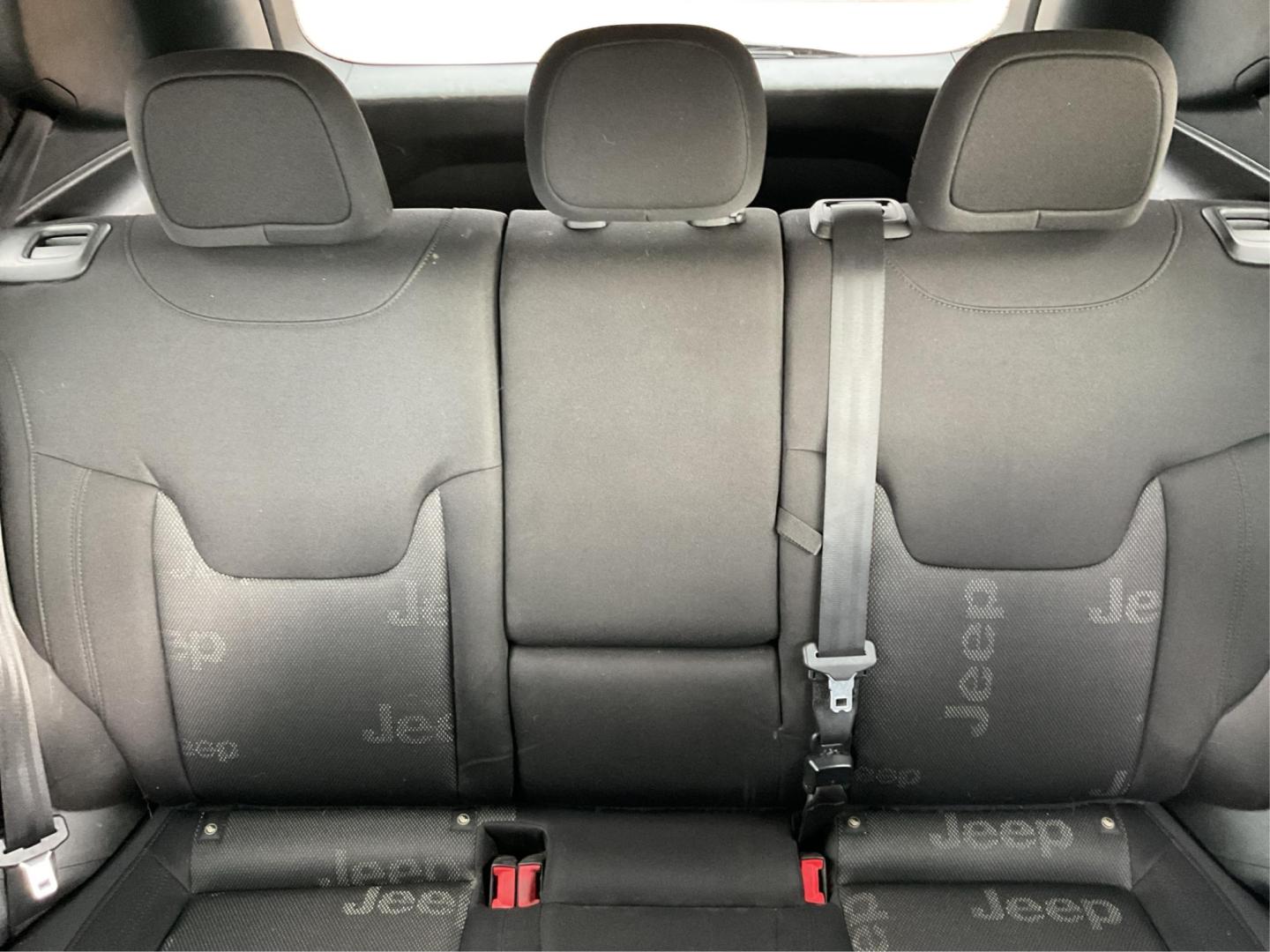 2017 Jeep Renegade Latitude 4x4 (ZACCJBBB3HP) with an MultiAir 1.4L I-4 variable valve control engine, located at 1184 Kauffman Ave, Fairborn, OH, 45324, (937) 908-9800, 39.807072, -84.030914 - Photo#12