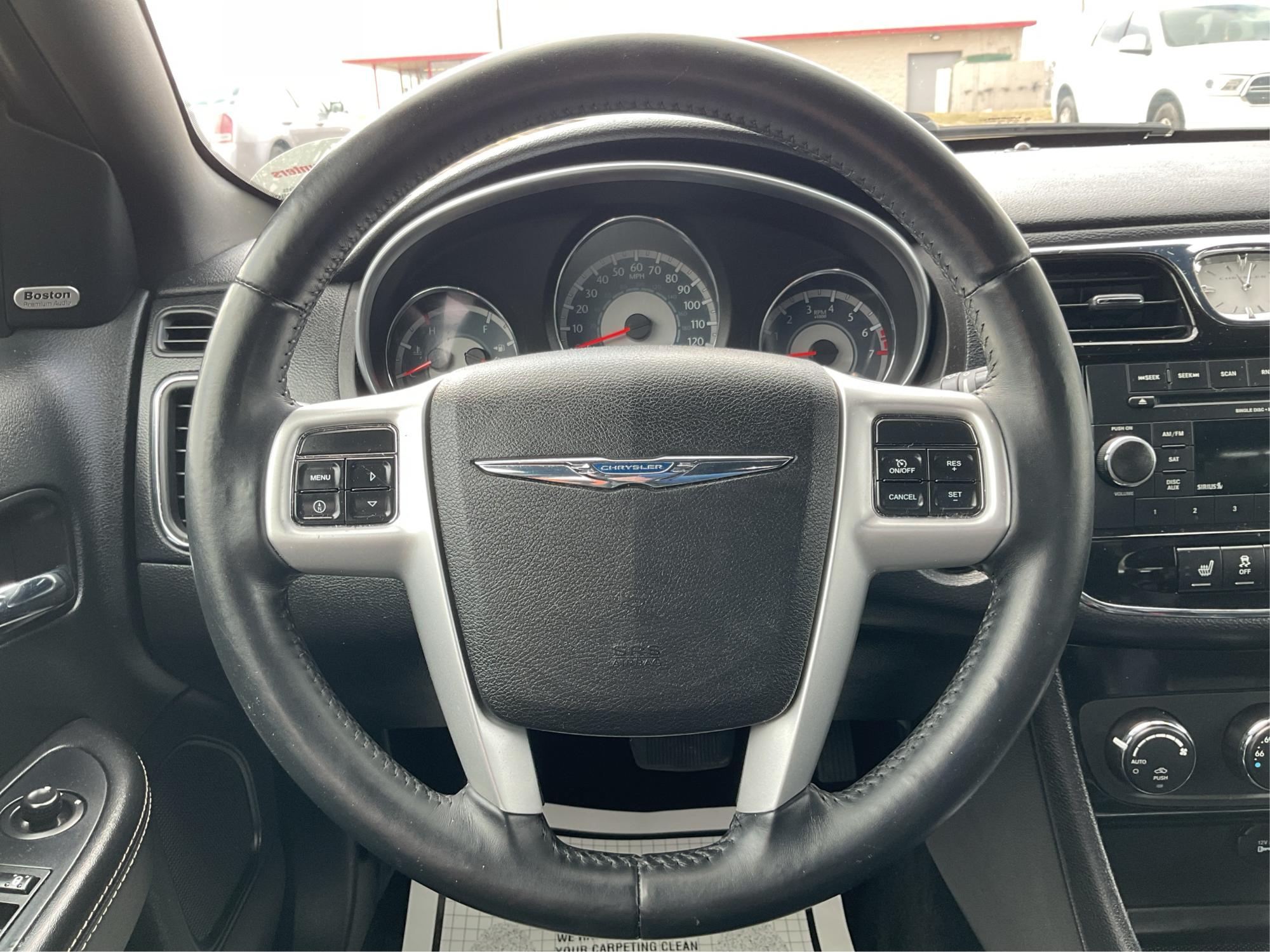 2013 Chrysler 200 Limited (1C3CCBCG9DN) with an Other engine, located at 1184 Kauffman Ave, Fairborn, OH, 45324, (937) 908-9800, 39.807072, -84.030914 - 2013 Chrysler 200 Limited - Photo#15