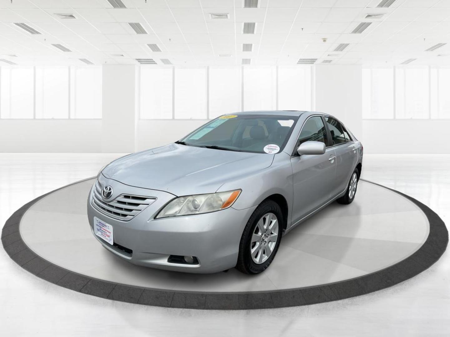 2007 Toyota Camry XLE V6 (4T1BK46K77U) with an 3.5L V-6 DOHC engine, located at 1184 Kauffman Ave, Fairborn, OH, 45324, (937) 908-9800, 39.807072, -84.030914 - Photo#7