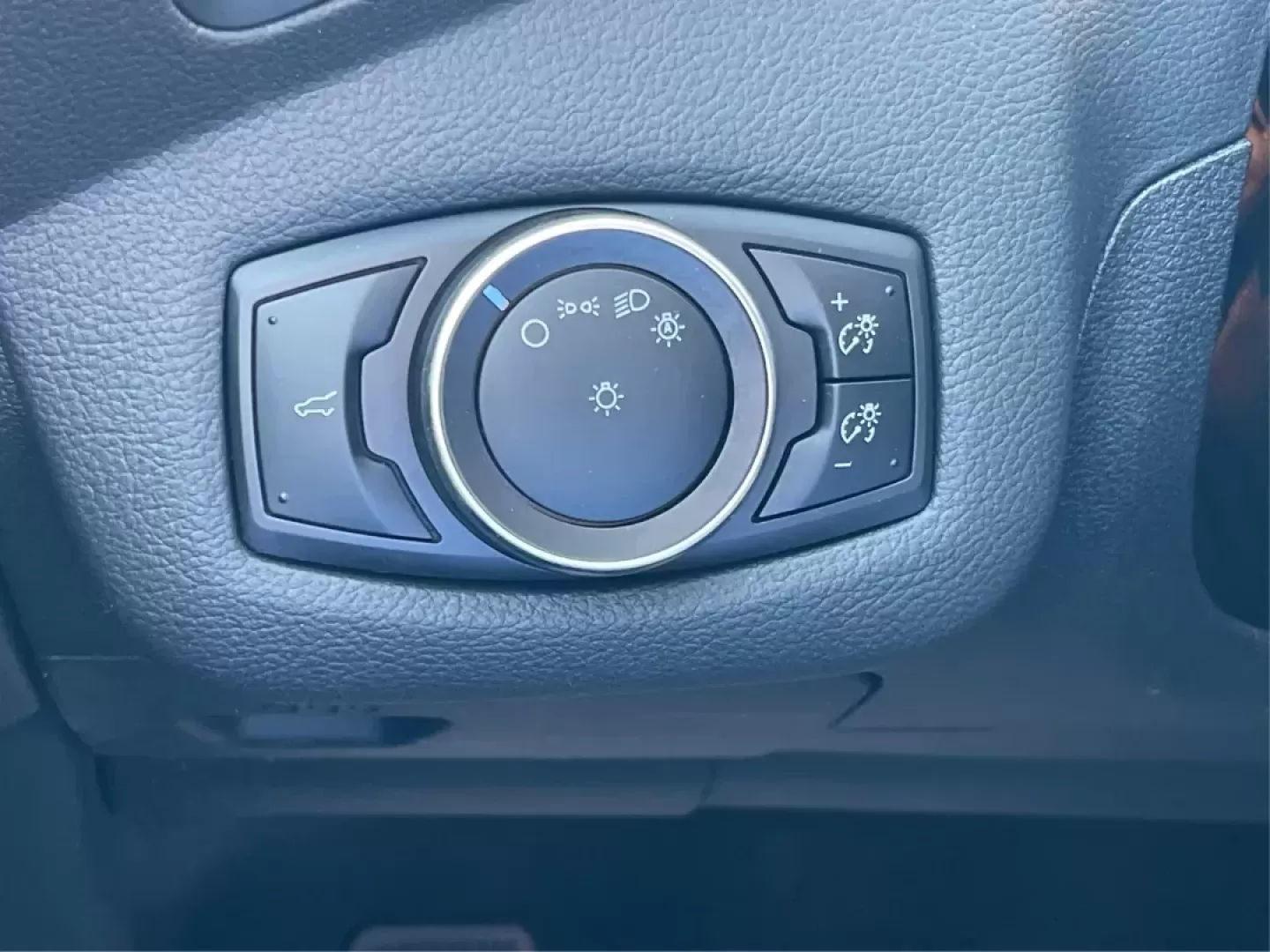 2017 Ford Escape S (1FMCU0F77HU) with an Duratec 2.5L I-4 DOHC engine, located at 1099 N County Rd 25A, Troy, OH, 45373, (937) 908-9800, 40.057079, -84.212883 - 2017 Ford Escape S - Photo#16
