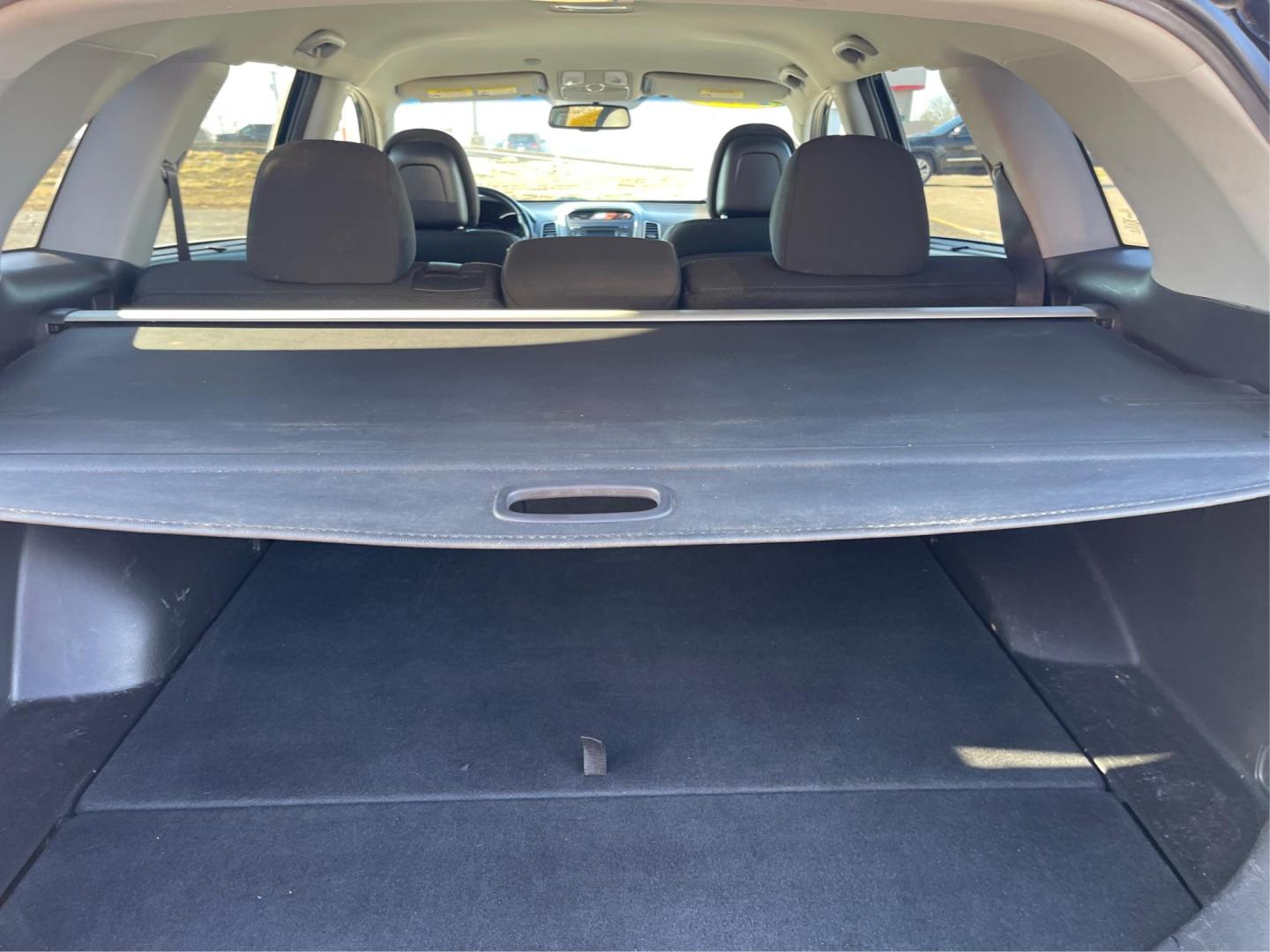 2014 Kia Sorento LX (5XYKT3A6XEG) with an Other engine, located at 1230 East Main St, Xenia, OH, 45385, (937) 908-9800, 39.688026, -83.910172 - Photo#11