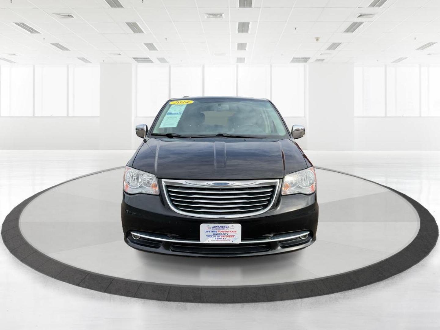 2014 Chrysler Town and Country Touring-L (2C4RC1CG8ER) with an Other engine, located at 4508 South Dixie Dr, Moraine, OH, 45439, (937) 908-9800, 39.689976, -84.218452 - Photo#6