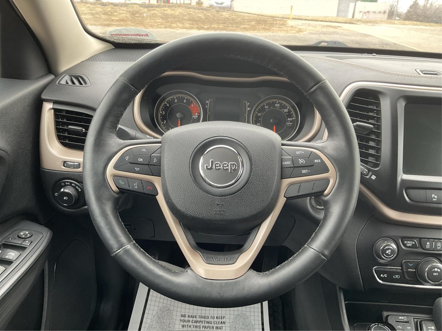 2016 Jeep Cherokee Latitude (1C4PJMCS0GW) with an Pentastar 3.2L V-6 DOHC engine, located at 1951 S Dayton Lakeview Rd., New Carlisle, OH, 45344, (937) 908-9800, 39.890999, -84.050255 - Photo#15