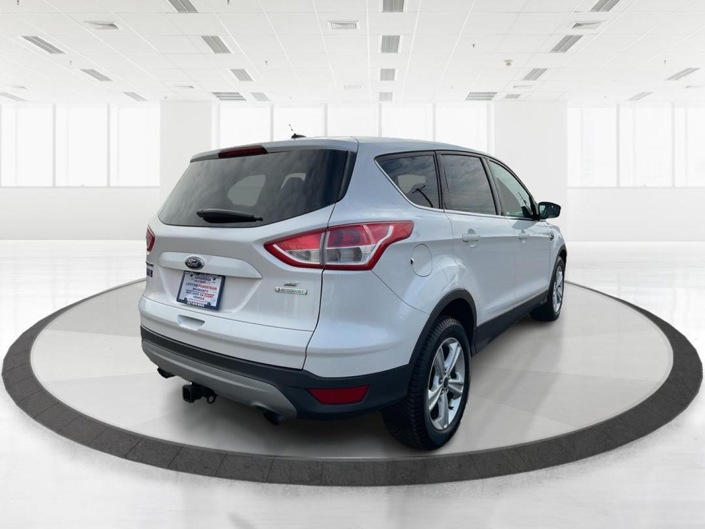 2014 Ford Escape SE (1FMCU0G94EU) with an EcoBoost 1.6L I-4 gasoline direct injection engine, located at 401 Woodman Dr, Riverside, OH, 45431, (937) 908-9800, 39.760899, -84.123421 - Photo#2