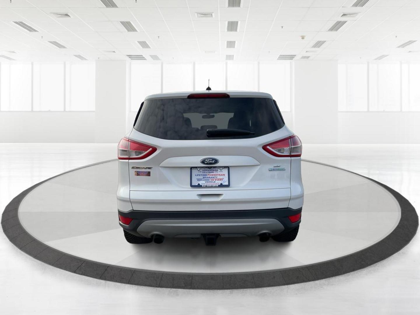 2014 Ford Escape SE (1FMCU0G94EU) with an EcoBoost 1.6L I-4 gasoline direct injection engine, located at 401 Woodman Dr, Riverside, OH, 45431, (937) 908-9800, 39.760899, -84.123421 - Photo#3