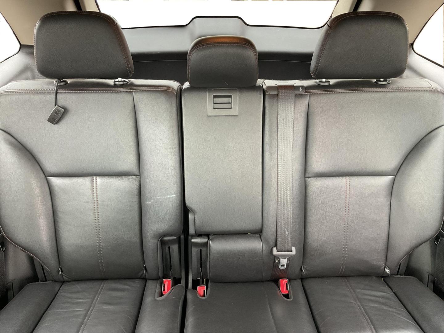 2013 Ford Edge SEL (2FMDK4JC0DB) with an 3.5L V-6 DOHC engine, located at 4508 South Dixie Dr, Moraine, OH, 45439, (937) 908-9800, 39.689976, -84.218452 - Photo#11