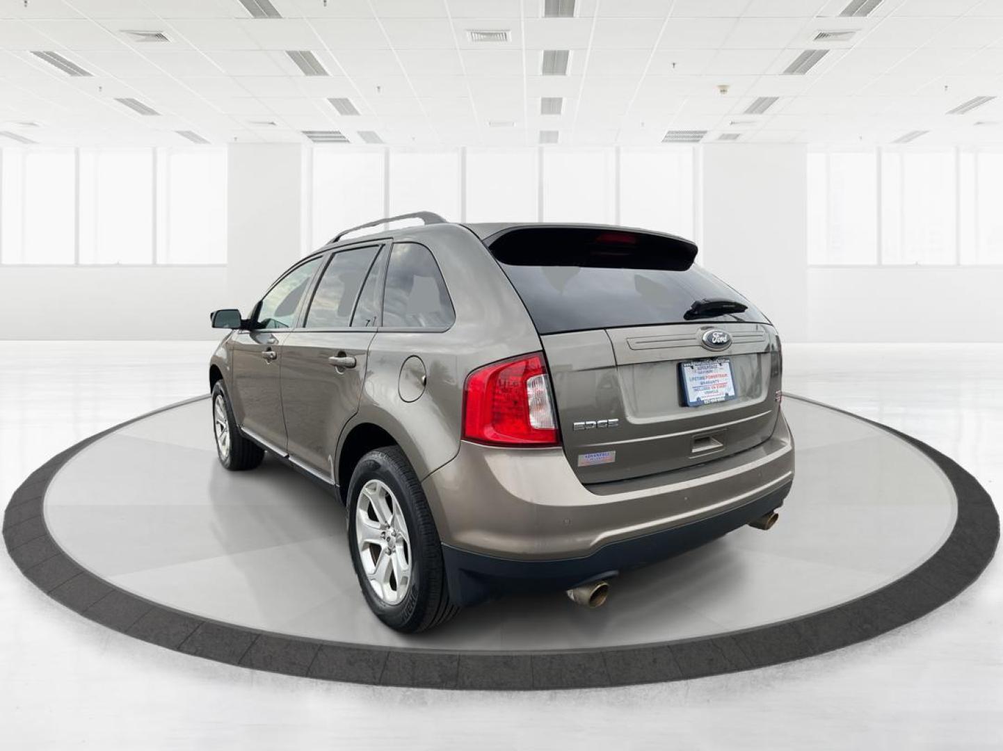 2013 Ford Edge SEL (2FMDK4JC0DB) with an 3.5L V-6 DOHC engine, located at 4508 South Dixie Dr, Moraine, OH, 45439, (937) 908-9800, 39.689976, -84.218452 - Photo#3