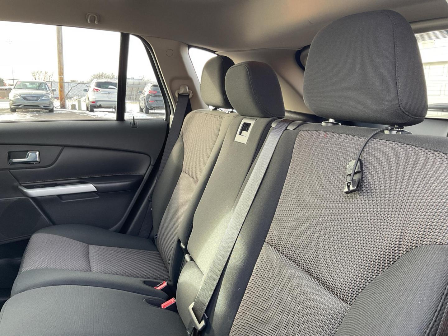 2013 Ford Edge SEL (2FMDK4JC1DB) with an 3.5L V-6 DOHC engine, located at 1184 Kauffman Ave, Fairborn, OH, 45324, (937) 908-9800, 39.807072, -84.030914 - Photo#9