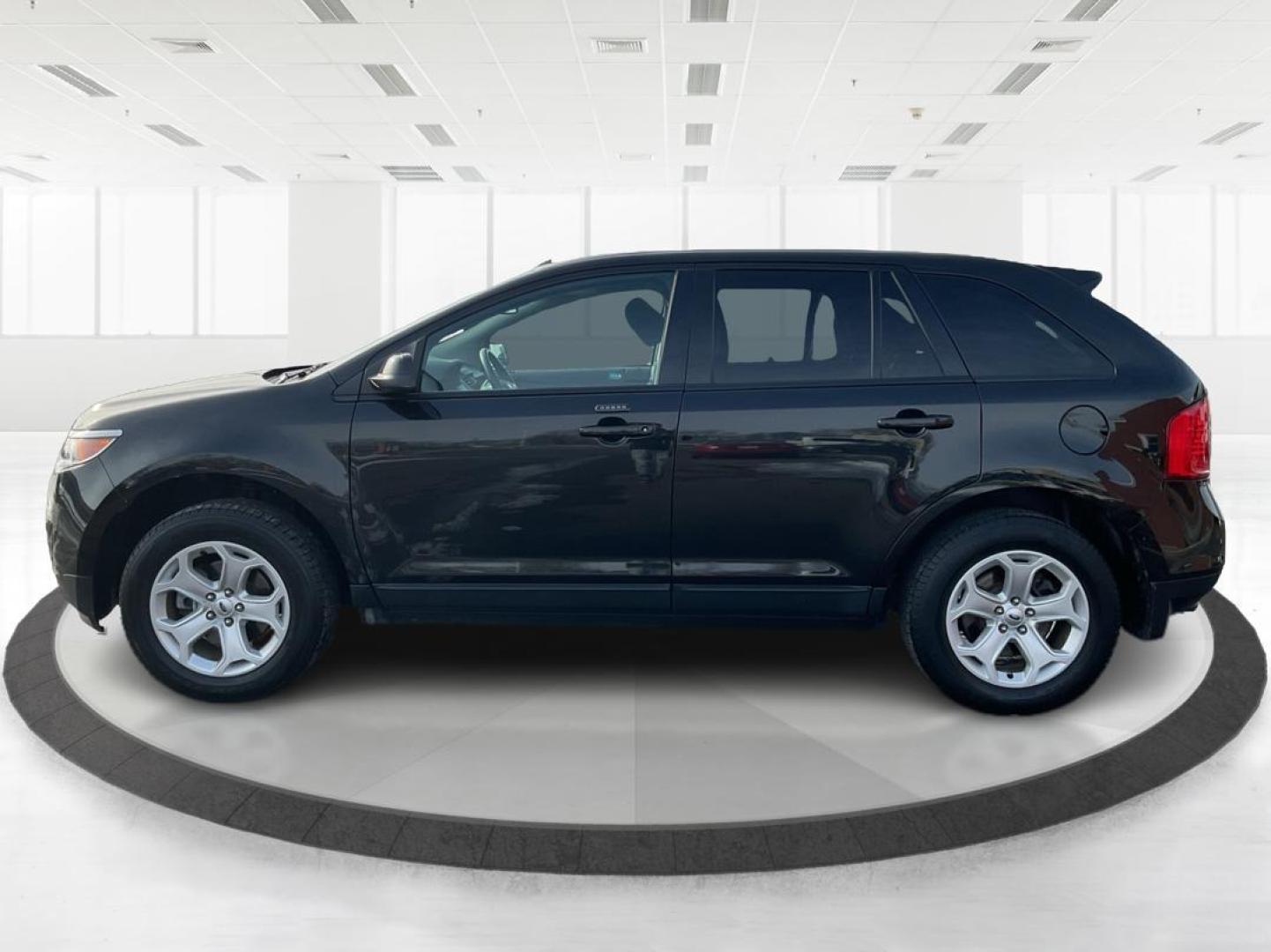 2013 Ford Edge SEL (2FMDK4JC1DB) with an 3.5L V-6 DOHC engine, located at 1184 Kauffman Ave, Fairborn, OH, 45324, (937) 908-9800, 39.807072, -84.030914 - Photo#5