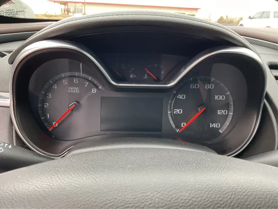 2015 Chevrolet Impala 2LT (2G1125S33F9) with an 3.6L V-6 gasoline direct injection engine, located at 1184 Kauffman Ave, Fairborn, OH, 45324, (937) 908-9800, 39.807072, -84.030914 - 2015 Chevrolet Impala 2LT - Photo#15