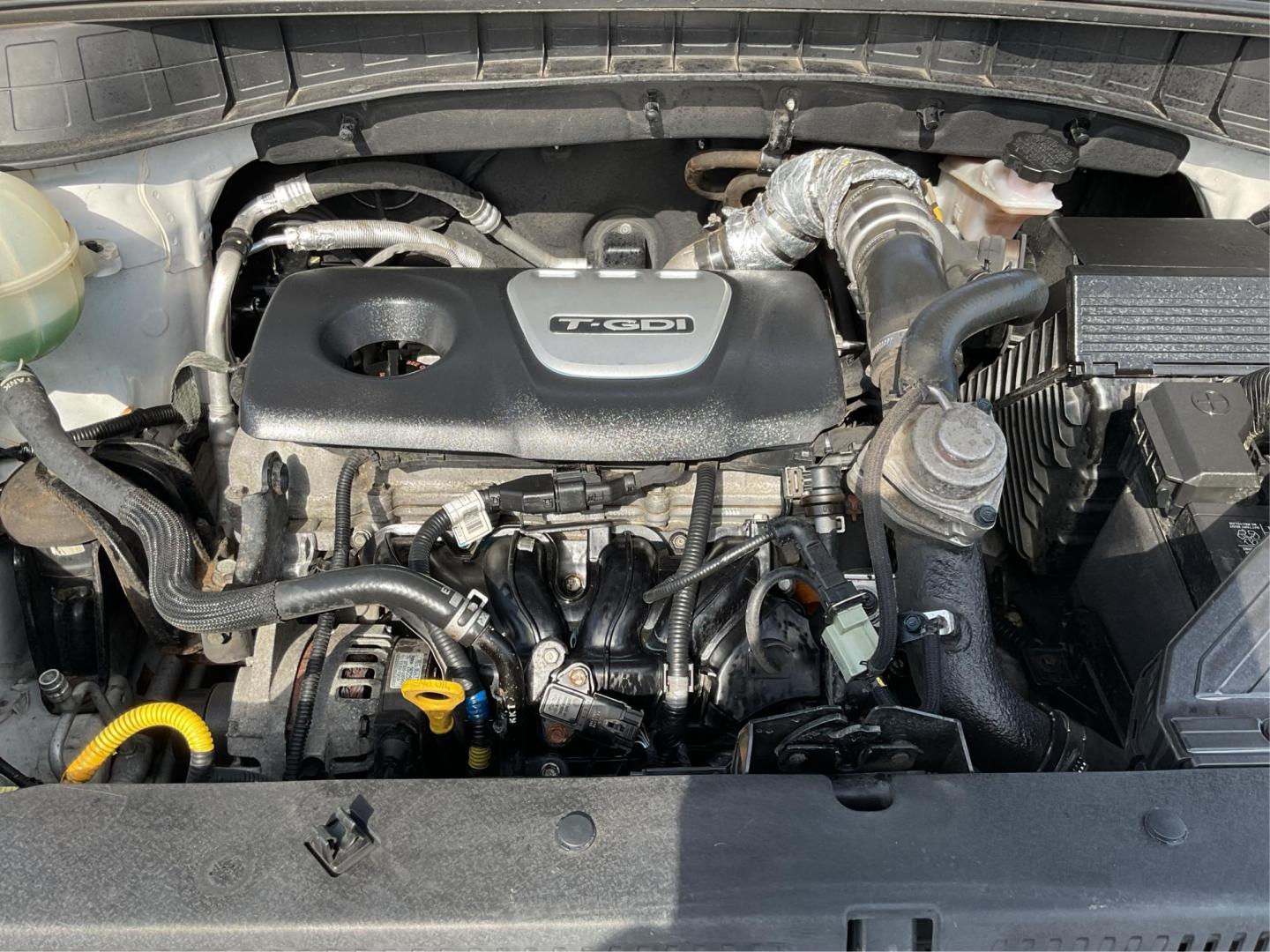 2016 Hyundai Tucson Limited (KM8J3CA20GU) with an 1.6L I-4 gasoline direct injection engine, located at 1099 N County Rd 25A, Troy, OH, 45373, (937) 908-9800, 40.057079, -84.212883 - Photo#10