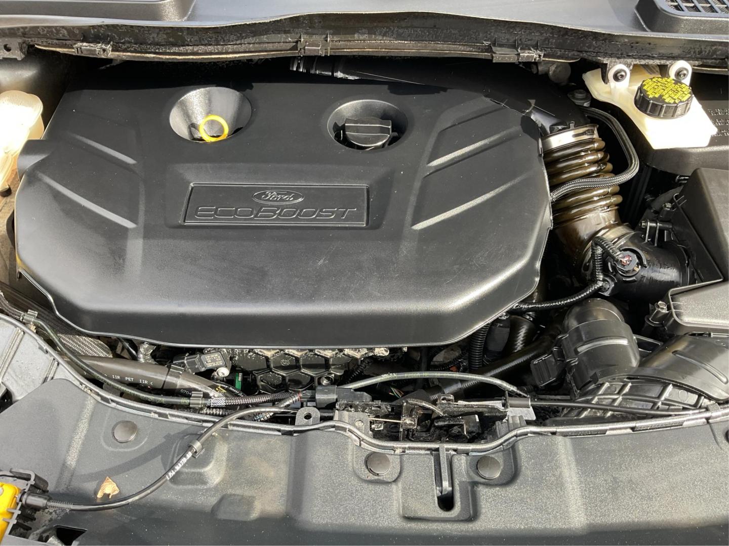 2014 Ford Escape Titanium (1FMCU9J95EU) with an EcoBoost 1.6L I-4 gasoline direct injection engine, located at 8750 N County Rd 25A, Piqua, OH, 45356, (937) 908-9800, 40.164391, -84.232513 - Photo#10
