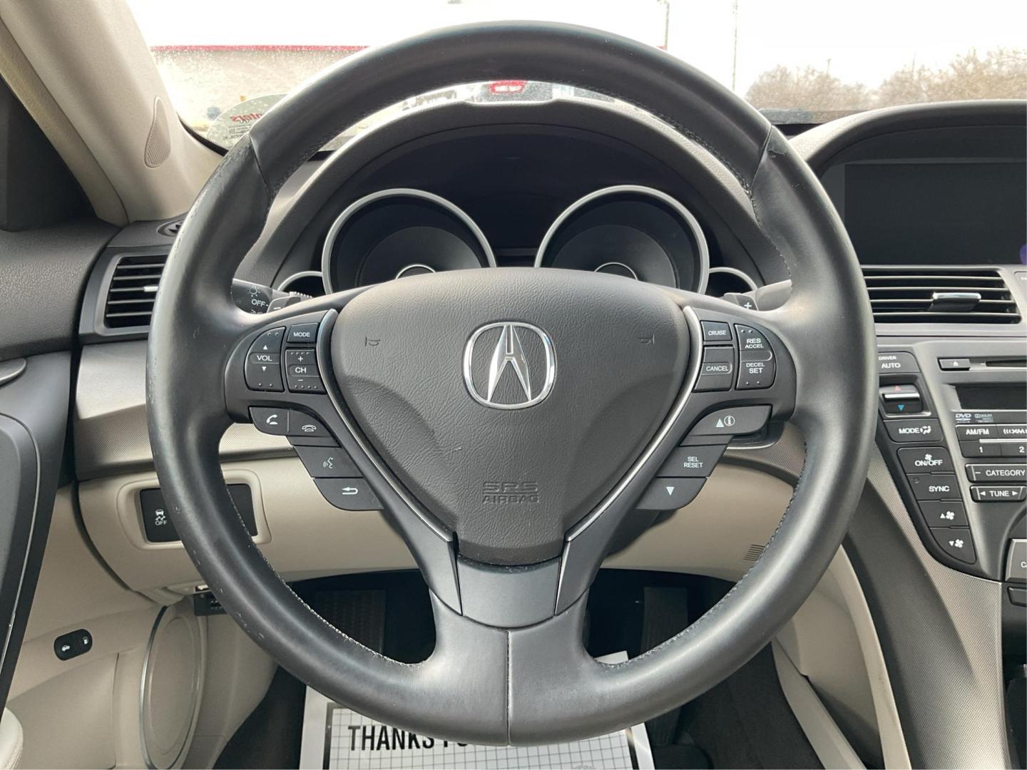 2013 Acura TL 3.5 (19UUA8F57DA) with an 3.5L V-6 variable valve control engine, located at 401 Woodman Dr, Riverside, OH, 45431, (937) 908-9800, 39.760899, -84.123421 - 2013 Acura TL 3.5 - Photo#15