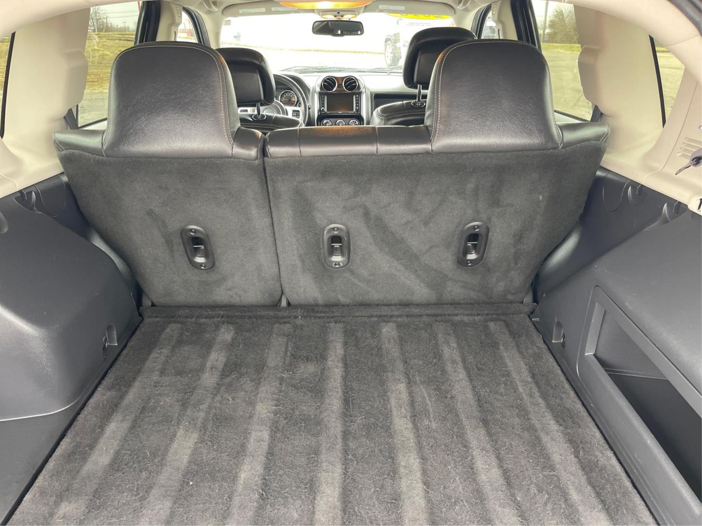 2016 Jeep Compass High Altitude (1C4NJCEA4GD) with an Other engine, located at 4508 South Dixie Dr, Moraine, OH, 45439, (937) 908-9800, 39.689976, -84.218452 - 2016 Jeep Compass High Altitude - Photo#11