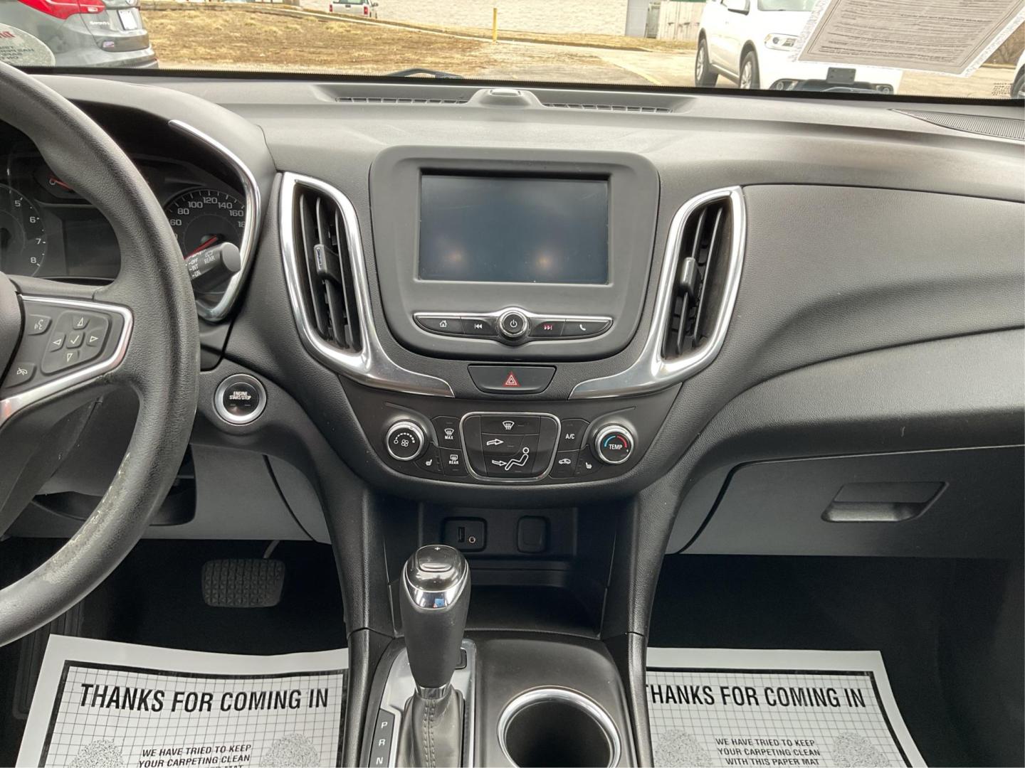 2018 Chevrolet Equinox LT AWD (2GNAXSEV5J6) with an 1.5L L4 DOHC 16V TURBO engine, 6-Speed Automatic transmission, located at 4508 South Dixie Dr, Moraine, OH, 45439, (937) 908-9800, 39.689976, -84.218452 - Photo#12