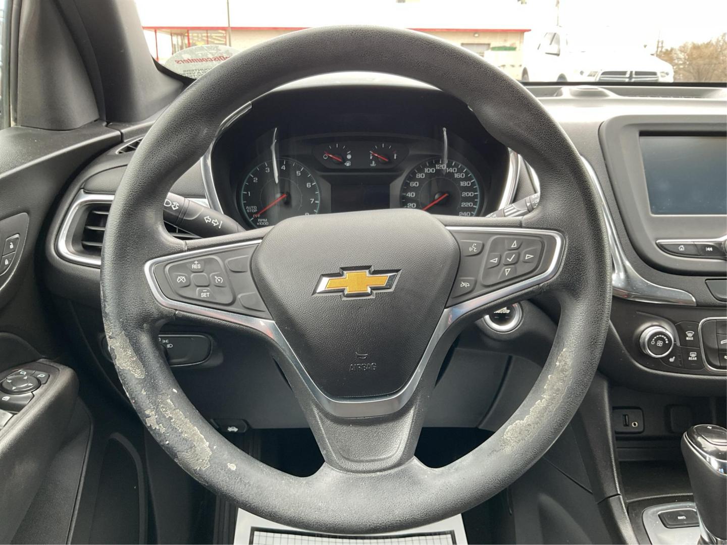 2018 Chevrolet Equinox LT AWD (2GNAXSEV5J6) with an 1.5L L4 DOHC 16V TURBO engine, 6-Speed Automatic transmission, located at 4508 South Dixie Dr, Moraine, OH, 45439, (937) 908-9800, 39.689976, -84.218452 - Photo#15