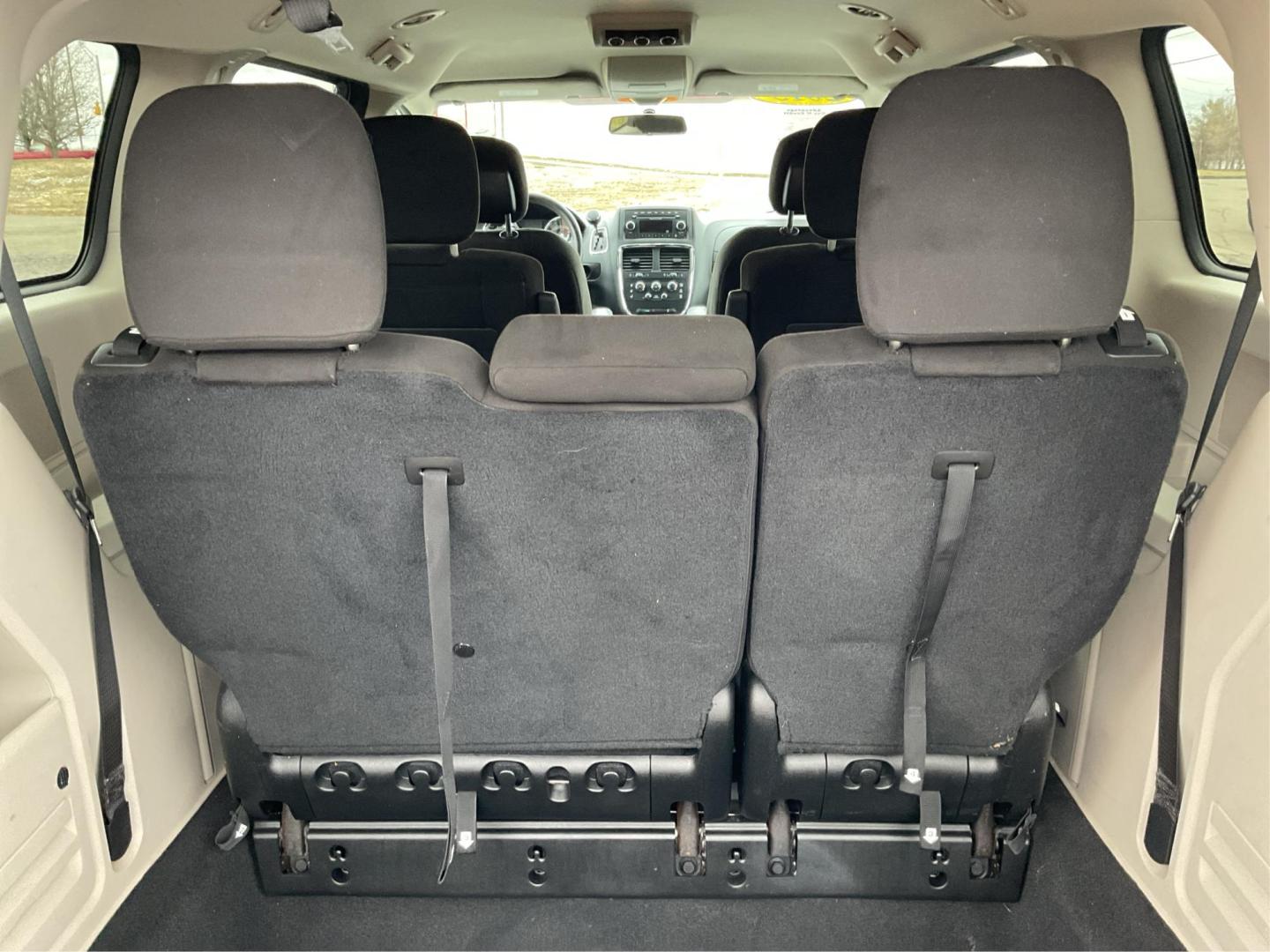 2015 Dodge Grand Caravan SE (2C4RDGBG9FR) with an Other engine, located at 1099 N County Rd 25A, Troy, OH, 45373, (937) 908-9800, 40.057079, -84.212883 - Photo#11