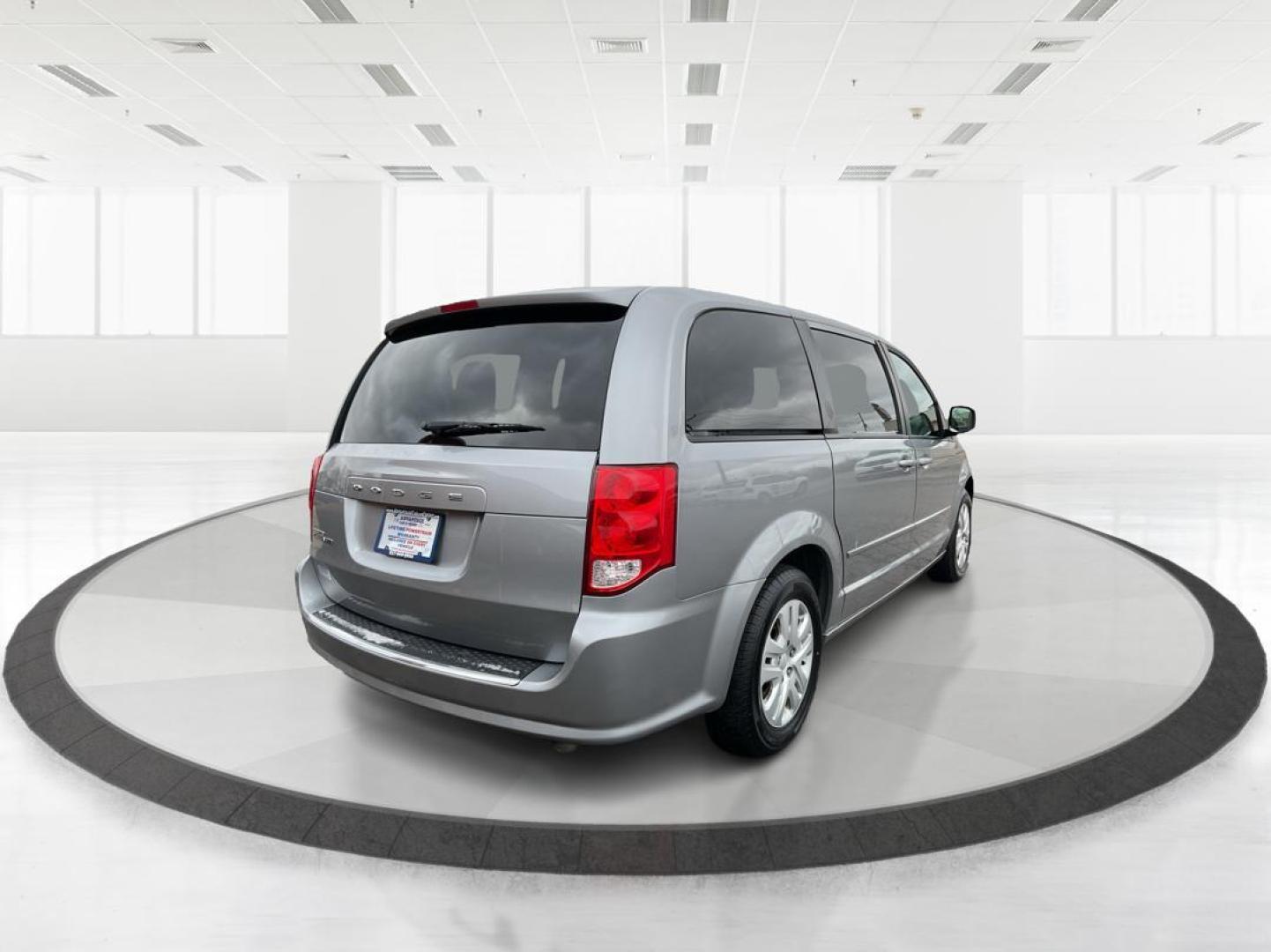 2015 Dodge Grand Caravan SE (2C4RDGBG9FR) with an Other engine, located at 1099 N County Rd 25A, Troy, OH, 45373, (937) 908-9800, 40.057079, -84.212883 - Photo#2