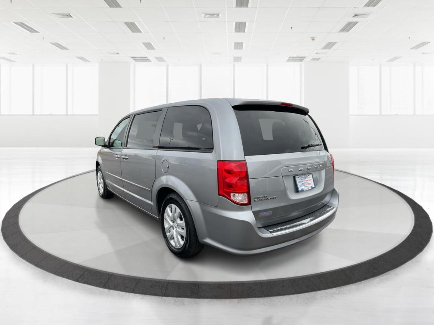 2015 Dodge Grand Caravan SE (2C4RDGBG9FR) with an Other engine, located at 1099 N County Rd 25A, Troy, OH, 45373, (937) 908-9800, 40.057079, -84.212883 - Photo#4