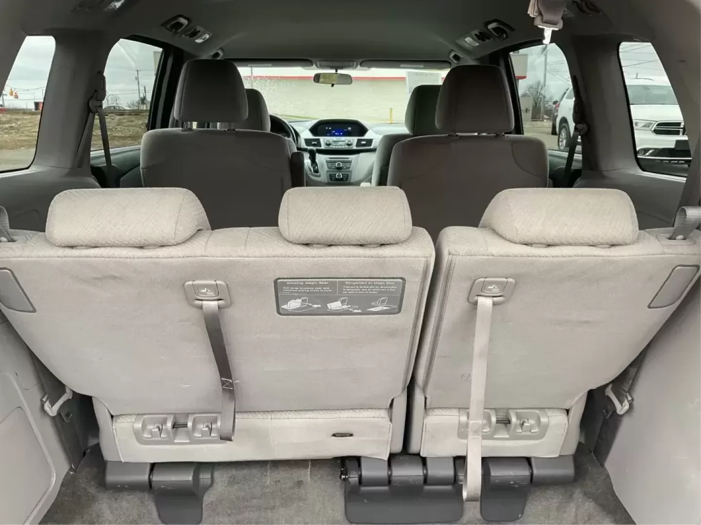 2014 Honda Odyssey LX (5FNRL5H23EB) with an 3.5L V-6 i-VTEC variable valve control engine, located at 1230 East Main St, Xenia, OH, 45385, (937) 908-9800, 39.688026, -83.910172 - Photo#11
