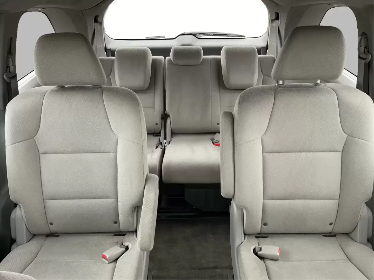 2014 Honda Odyssey LX (5FNRL5H23EB) with an 3.5L V-6 i-VTEC variable valve control engine, located at 1230 East Main St, Xenia, OH, 45385, (937) 908-9800, 39.688026, -83.910172 - Photo#13