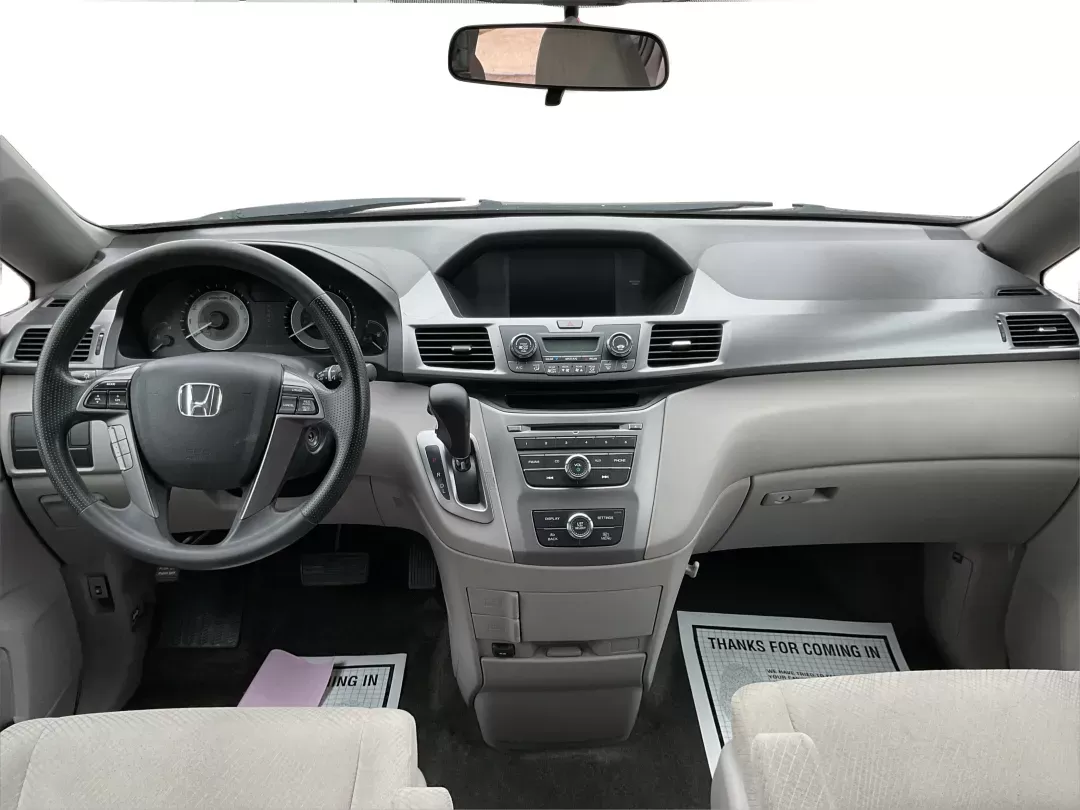 2014 Honda Odyssey LX (5FNRL5H23EB) with an 3.5L V-6 i-VTEC variable valve control engine, located at 1230 East Main St, Xenia, OH, 45385, (937) 908-9800, 39.688026, -83.910172 - Photo#19