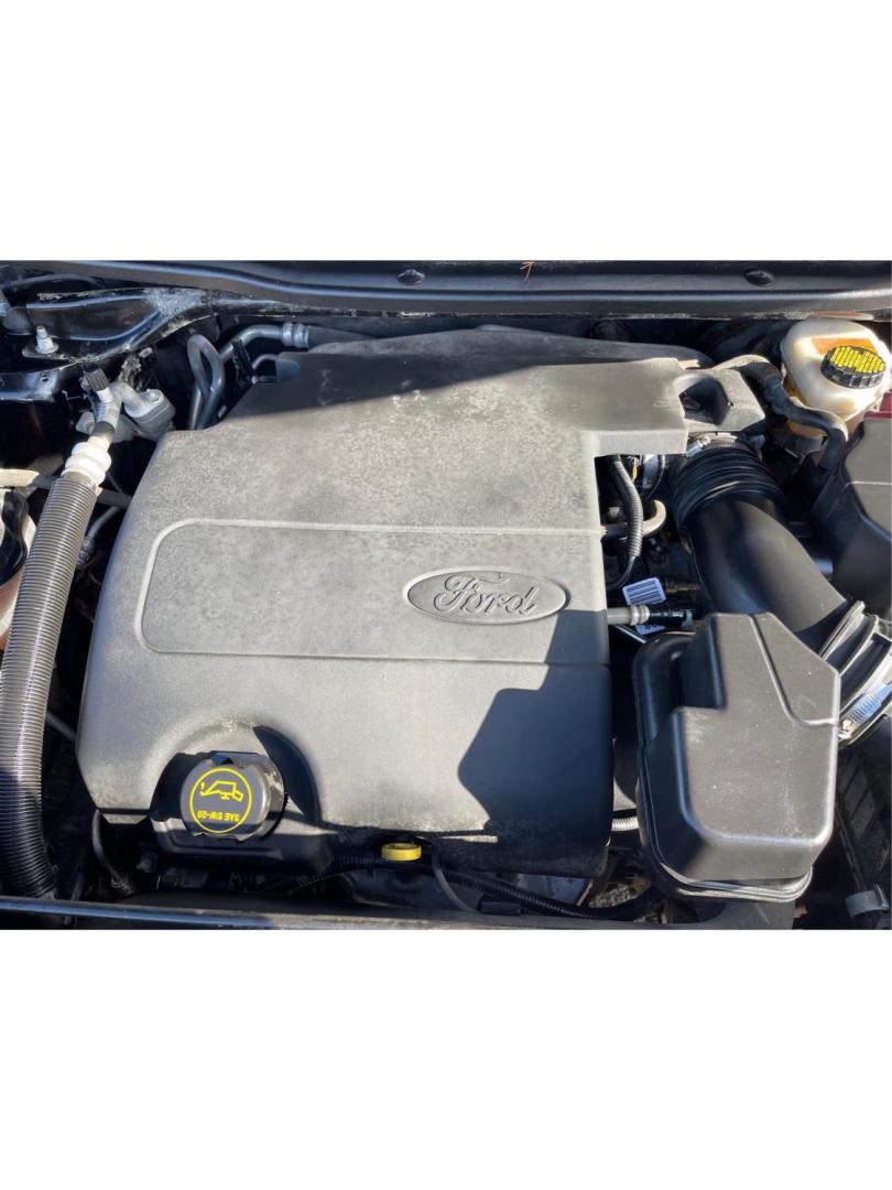 2017 Ford Explorer XLT (1FM5K8D83HG) with an 3.5L V-6 DOHC engine, located at 8750 N County Rd 25A, Piqua, OH, 45356, (937) 908-9800, 40.164391, -84.232513 - Photo#10