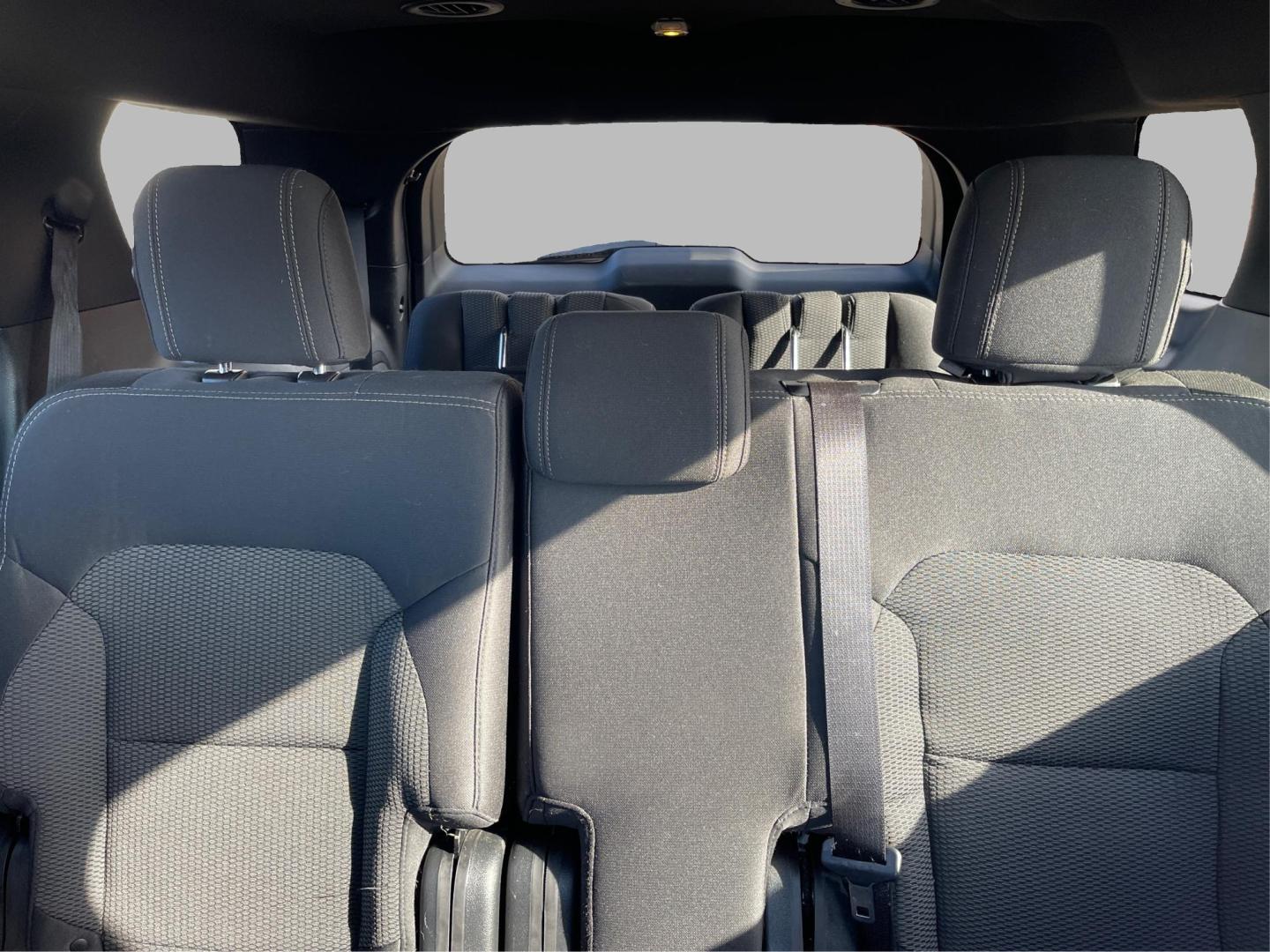 2017 Ford Explorer XLT (1FM5K8D83HG) with an 3.5L V-6 DOHC engine, located at 8750 N County Rd 25A, Piqua, OH, 45356, (937) 908-9800, 40.164391, -84.232513 - Photo#13
