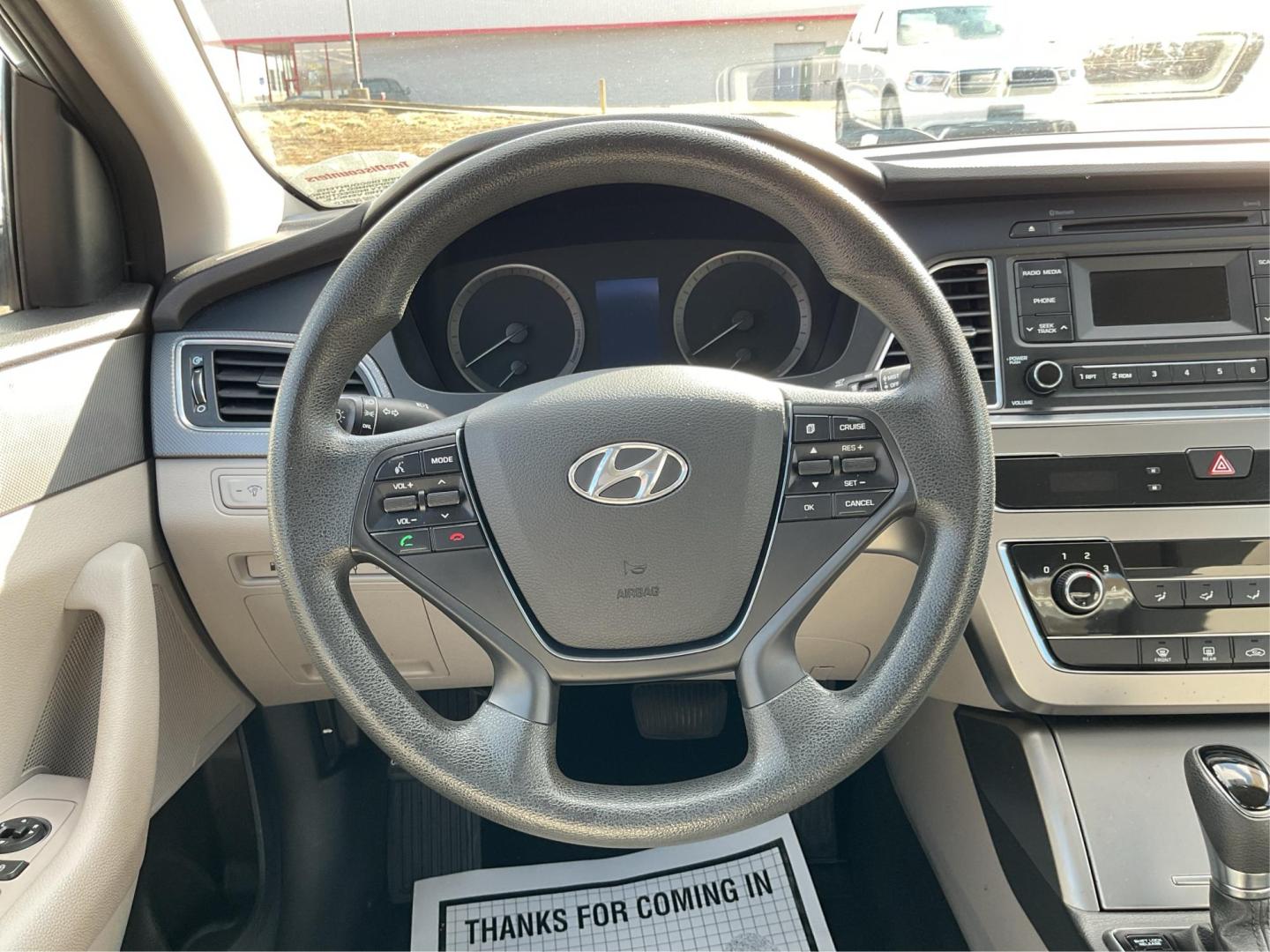 2015 Hyundai Sonata SE (5NPE24AF2FH) with an 2.4L I-4 gasoline direct injection engine, located at 1951 S Dayton Lakeview Rd., New Carlisle, OH, 45344, (937) 908-9800, 39.890999, -84.050255 - Photo#14